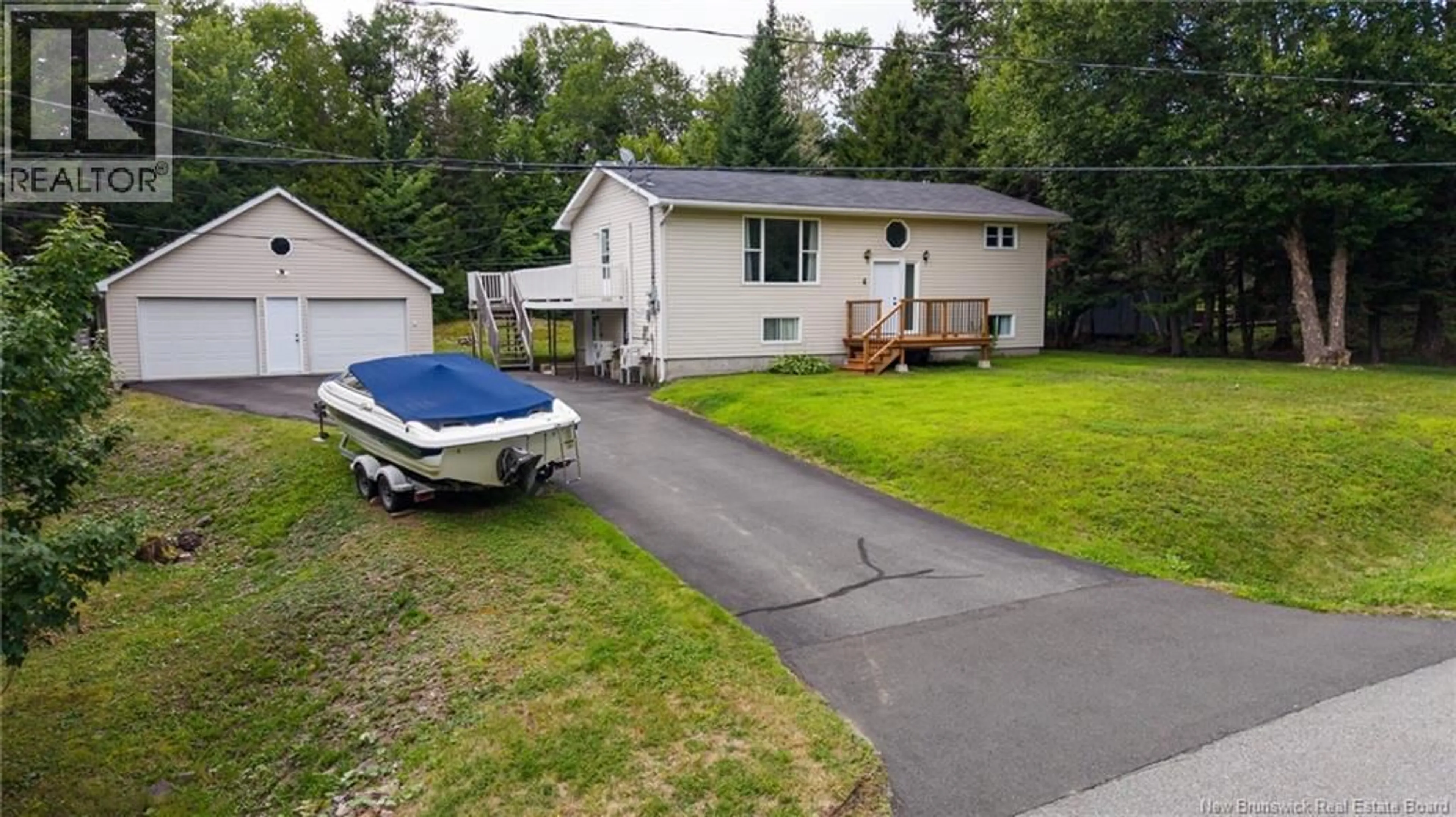 A pic from outside/outdoor area/front of a property/back of a property/a pic from drone, water/lake/river/ocean view for 4 HOYT STREET, Grand Bay-Westfield New Brunswick E5K2Y2