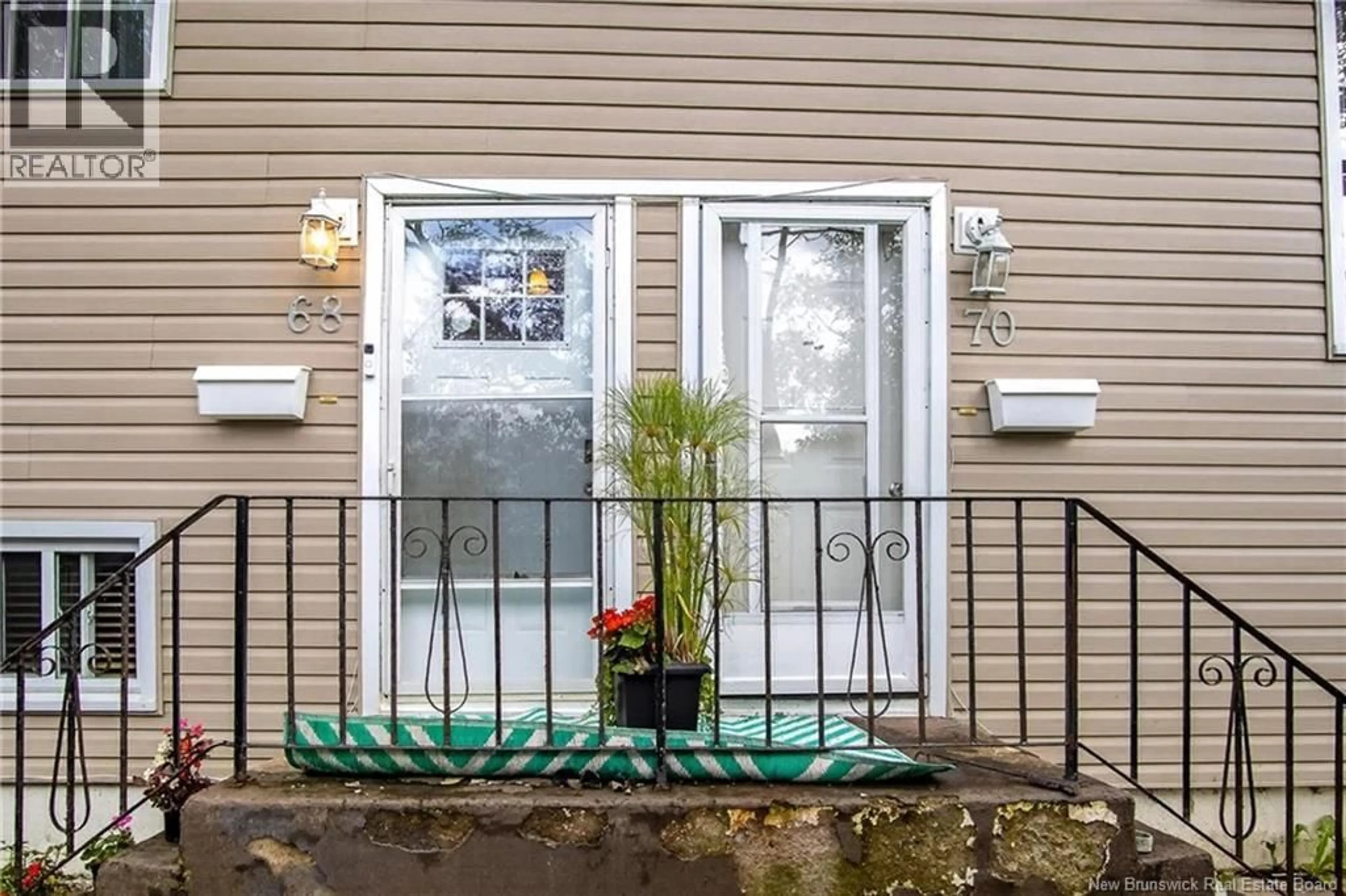 Indoor entryway for 68-70 BELGIAN ROAD, Saint John New Brunswick E2H2A8