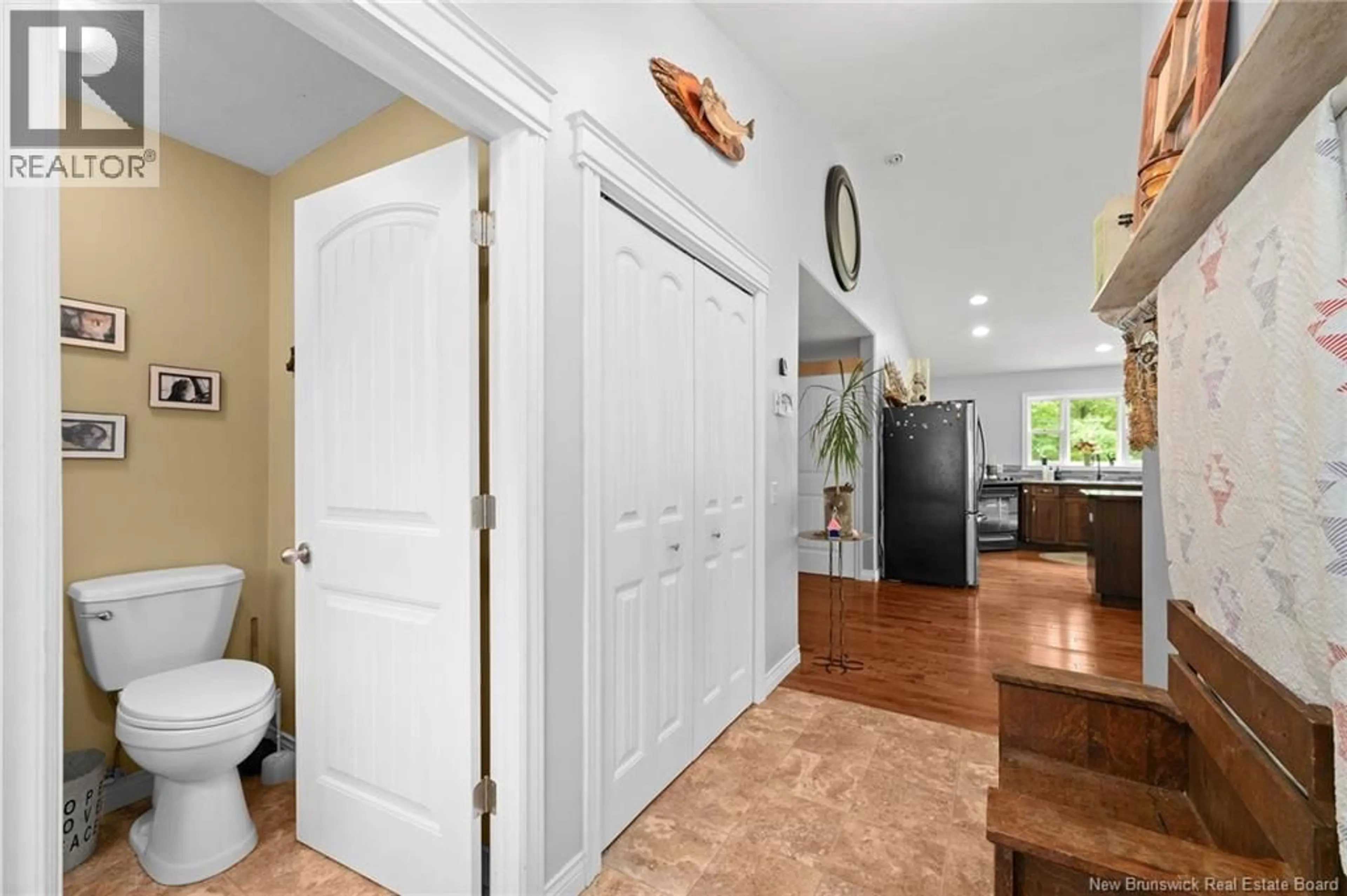 Indoor entryway for 3515 ROUTE 530, Grande-Digue New Brunswick E4R5H4