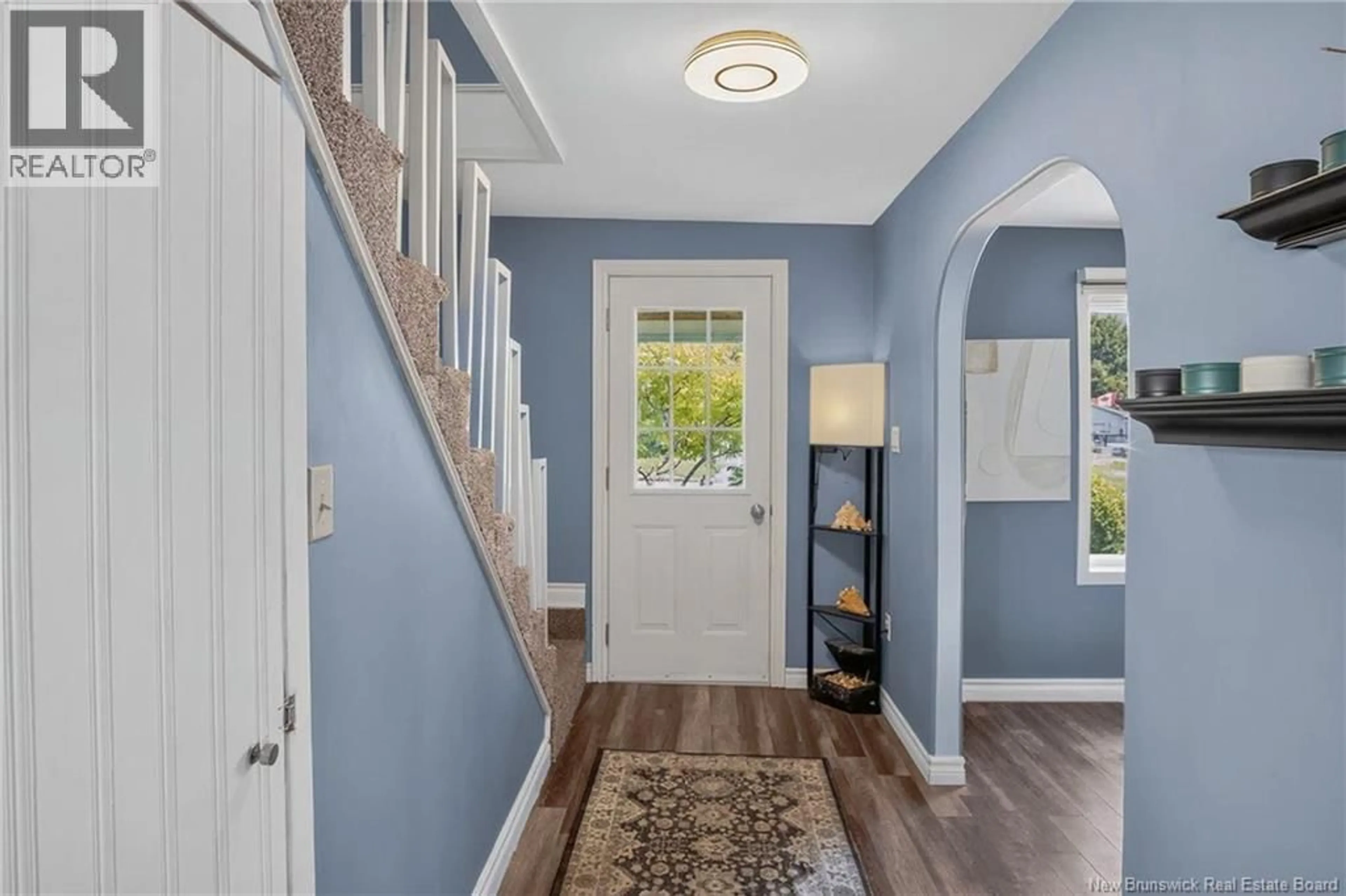 Indoor entryway for 148 BELLEVUE STREET, Saint John New Brunswick E2J1L7