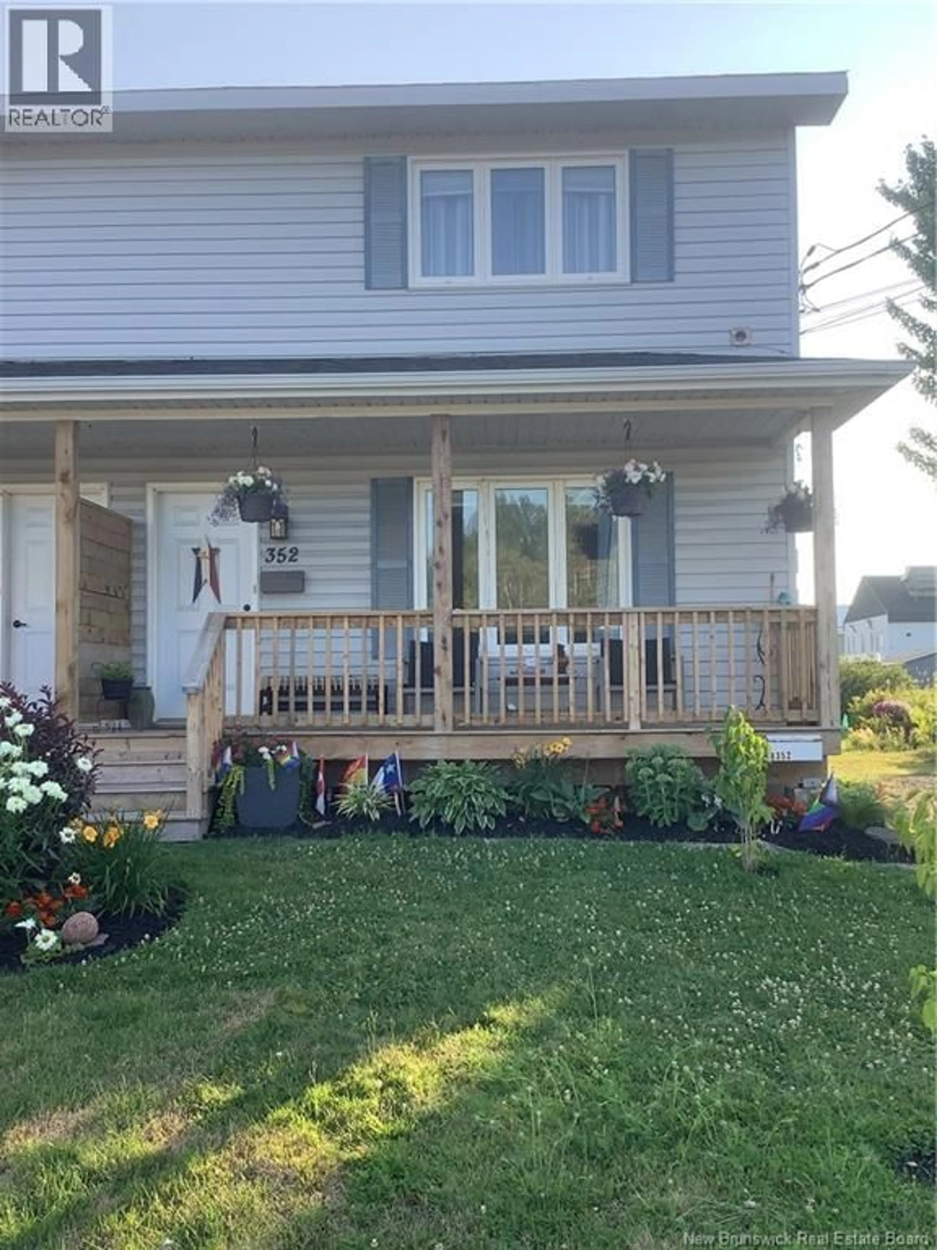 Home with vinyl exterior material, street for 352 LAFRANCE STREET, Dieppe New Brunswick E1A2B8