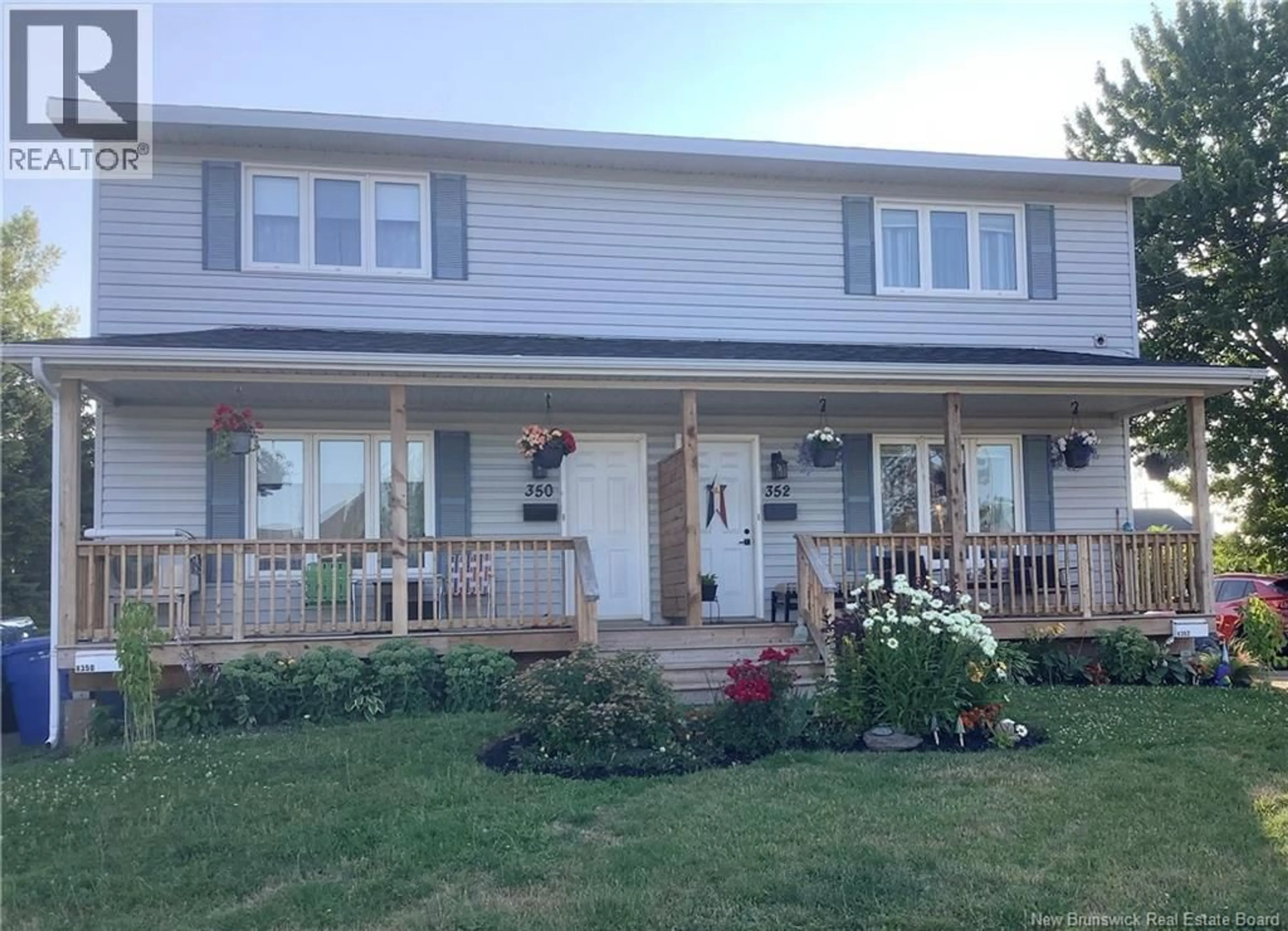 Home with vinyl exterior material, street for 352 LAFRANCE STREET, Dieppe New Brunswick E1A2B8