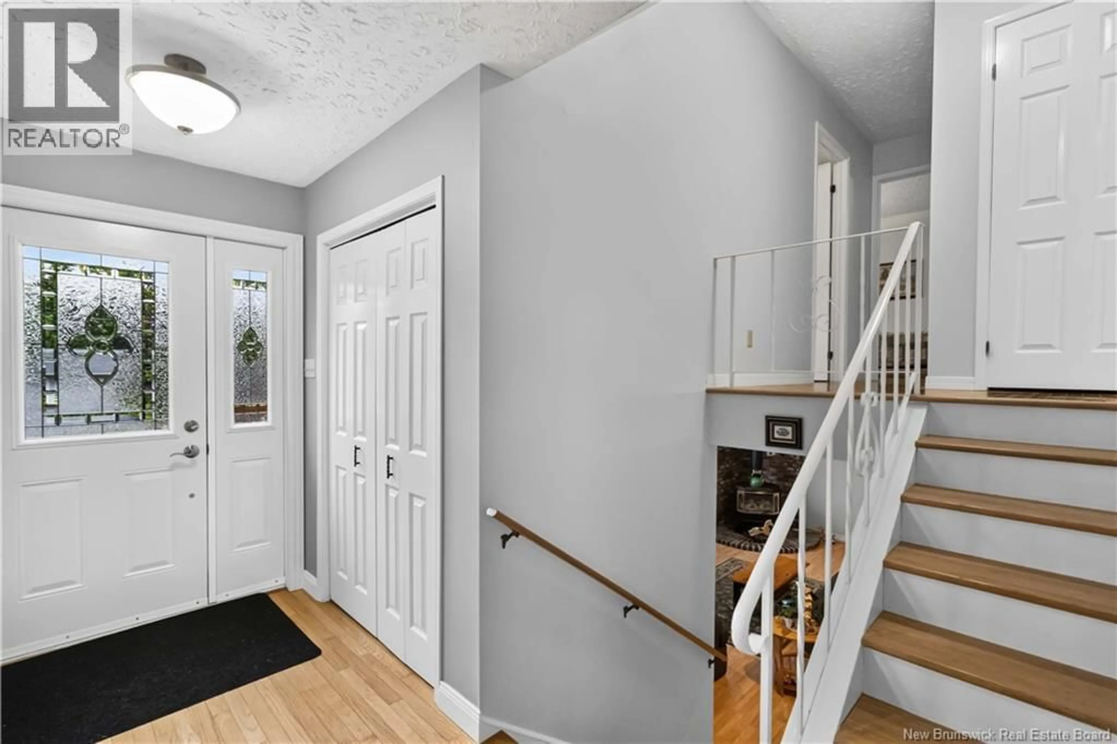 Indoor entryway for 192 SPRINGWATER LANE, New Maryland New Brunswick E3C1J1
