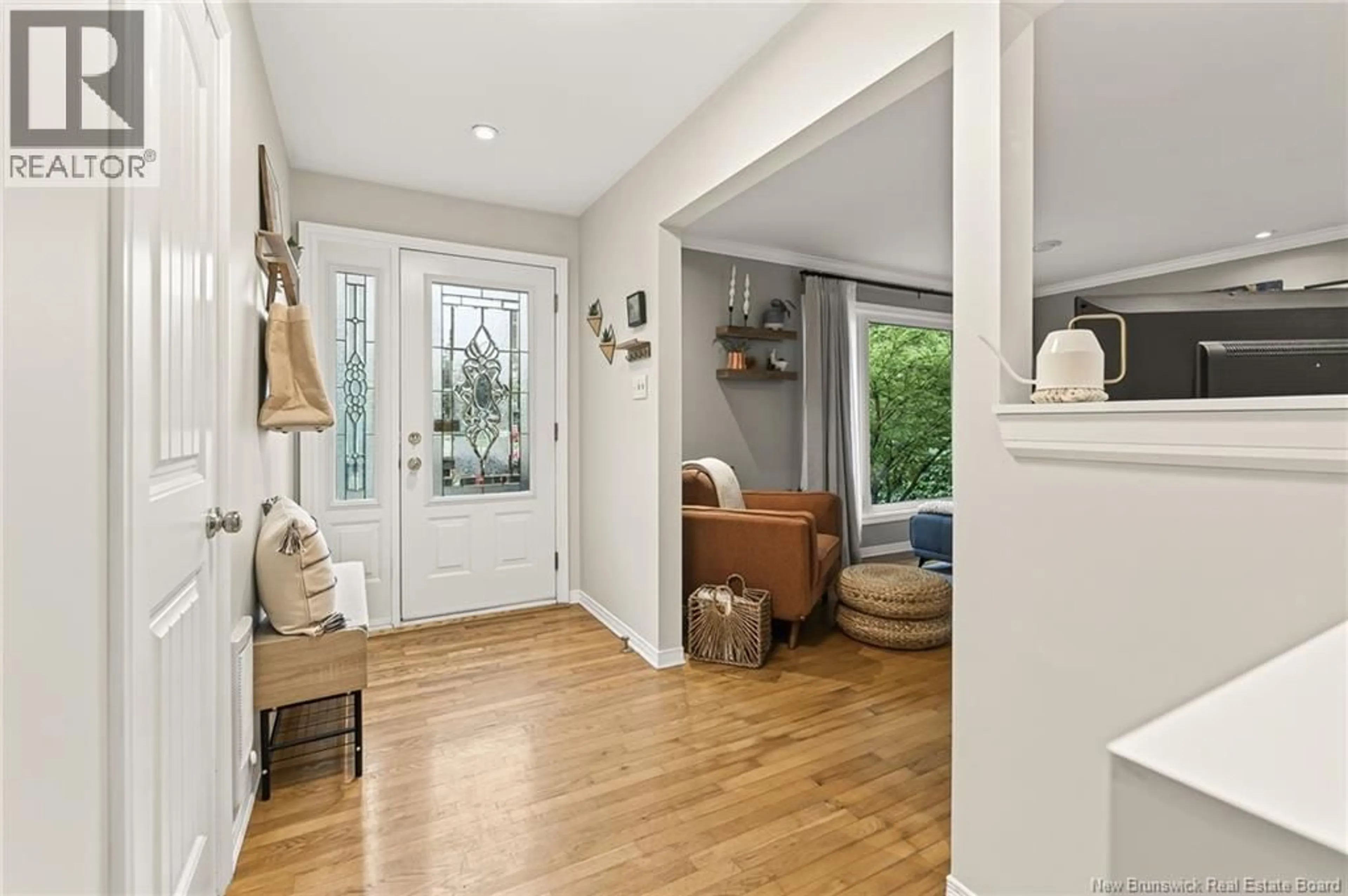 Indoor entryway for 28 SOUTHLAND DRIVE, Moncton New Brunswick E1A5E3