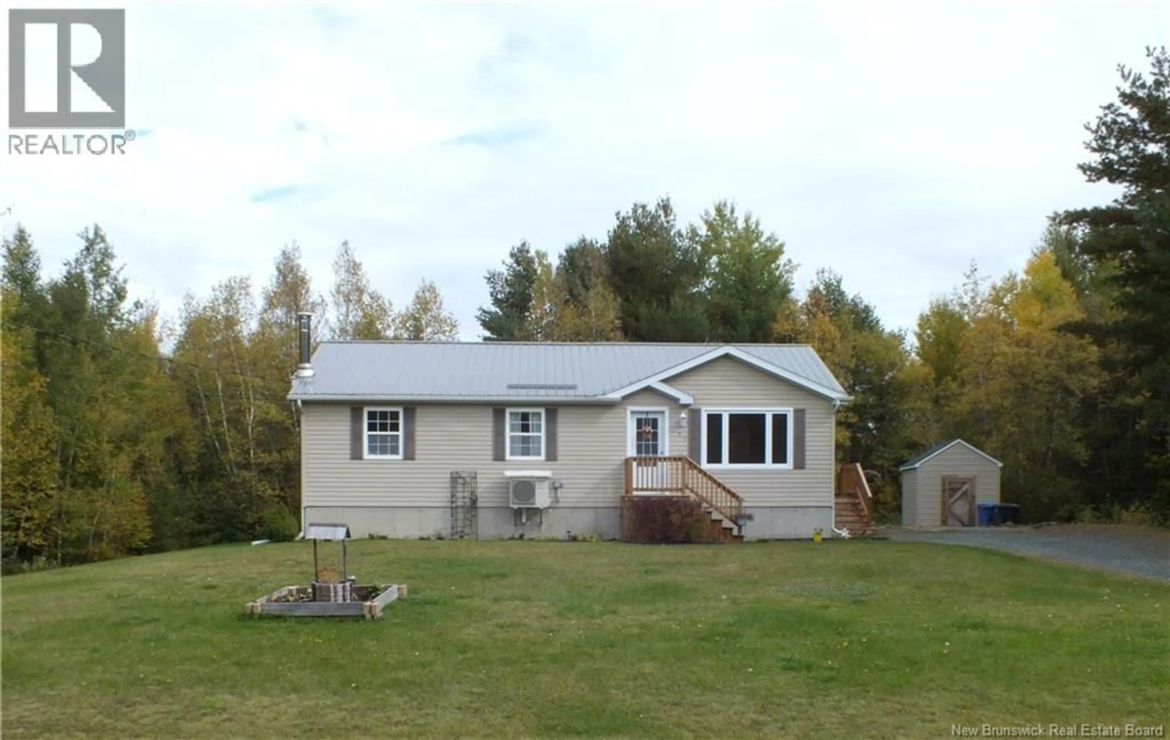 Home with vinyl exterior material, unknown for 151 JENNIFER, Miramichi New Brunswick E1N6L8