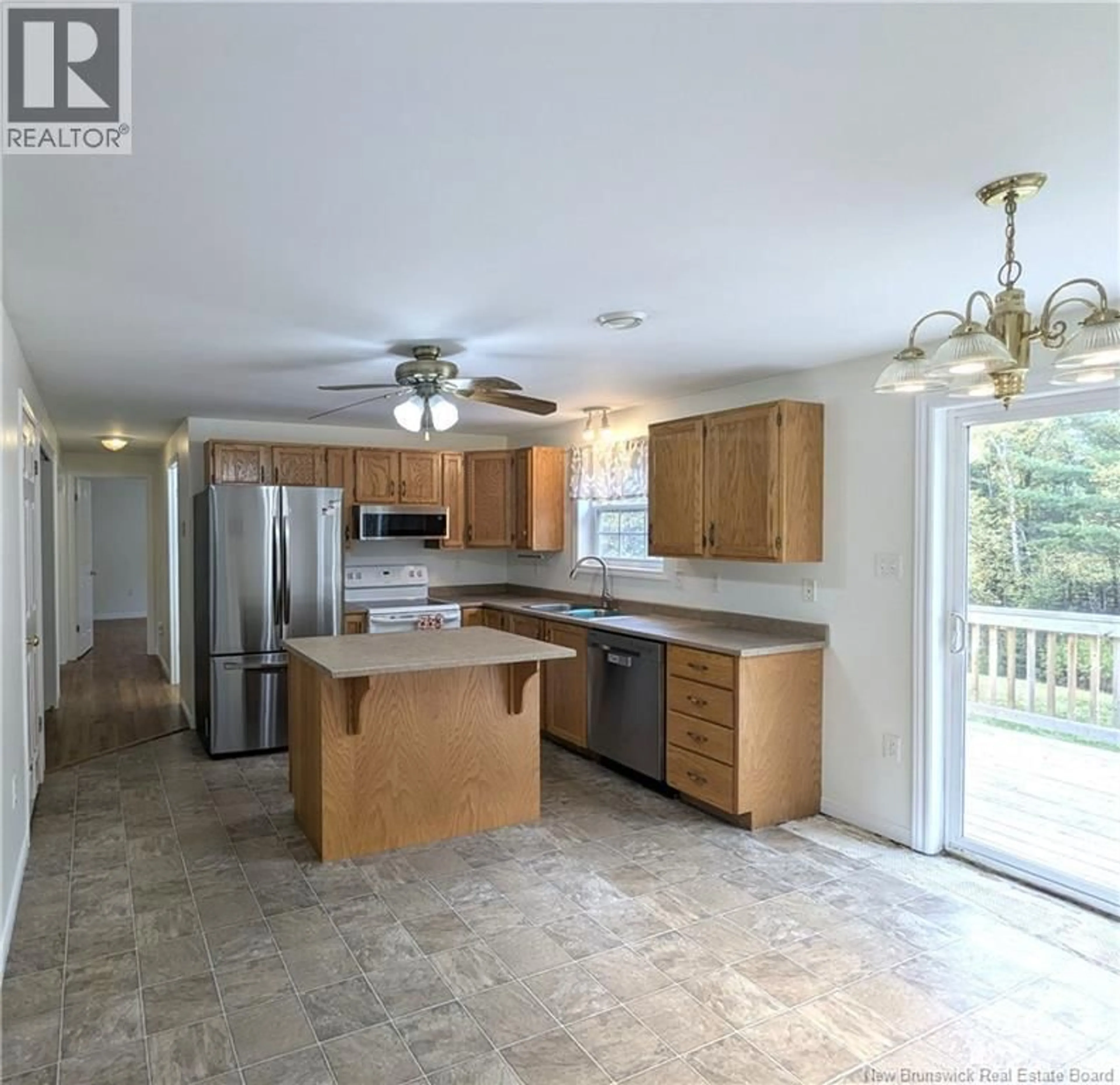 Open concept kitchen, unknown for 151 JENNIFER, Miramichi New Brunswick E1N6L8