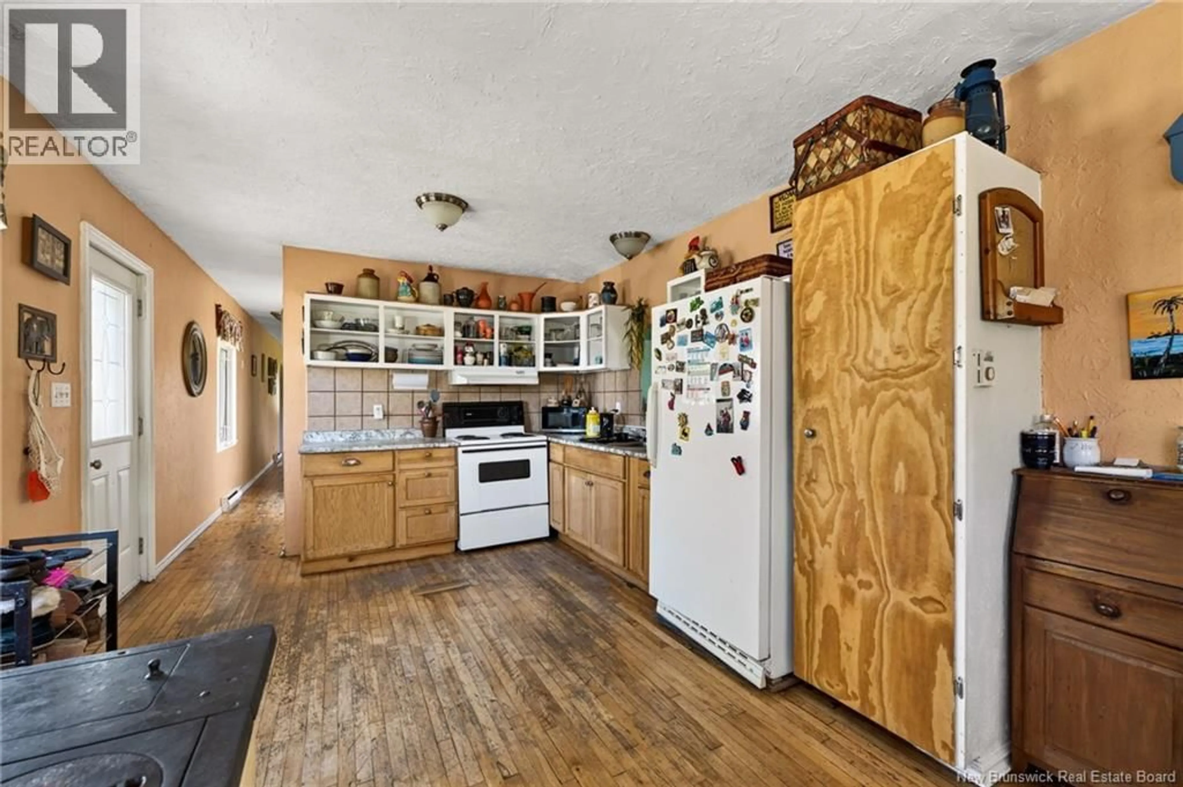 Standard kitchen, unknown for 3536 ROUTE 132, Scoudouc New Brunswick E4P3M6