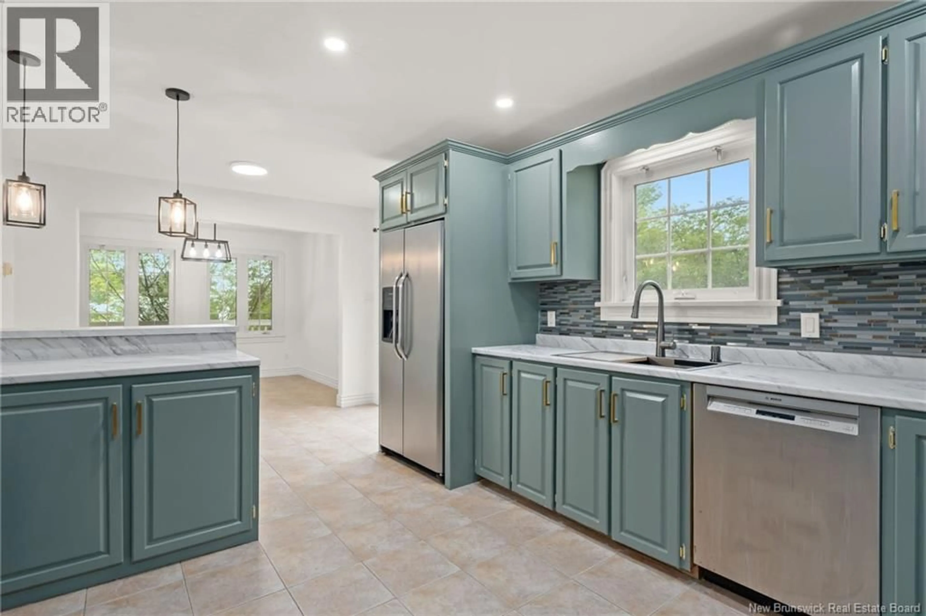 Open concept kitchen, ceramic/tile floor for 48 BARRINGTON, Moncton New Brunswick E1G4V4