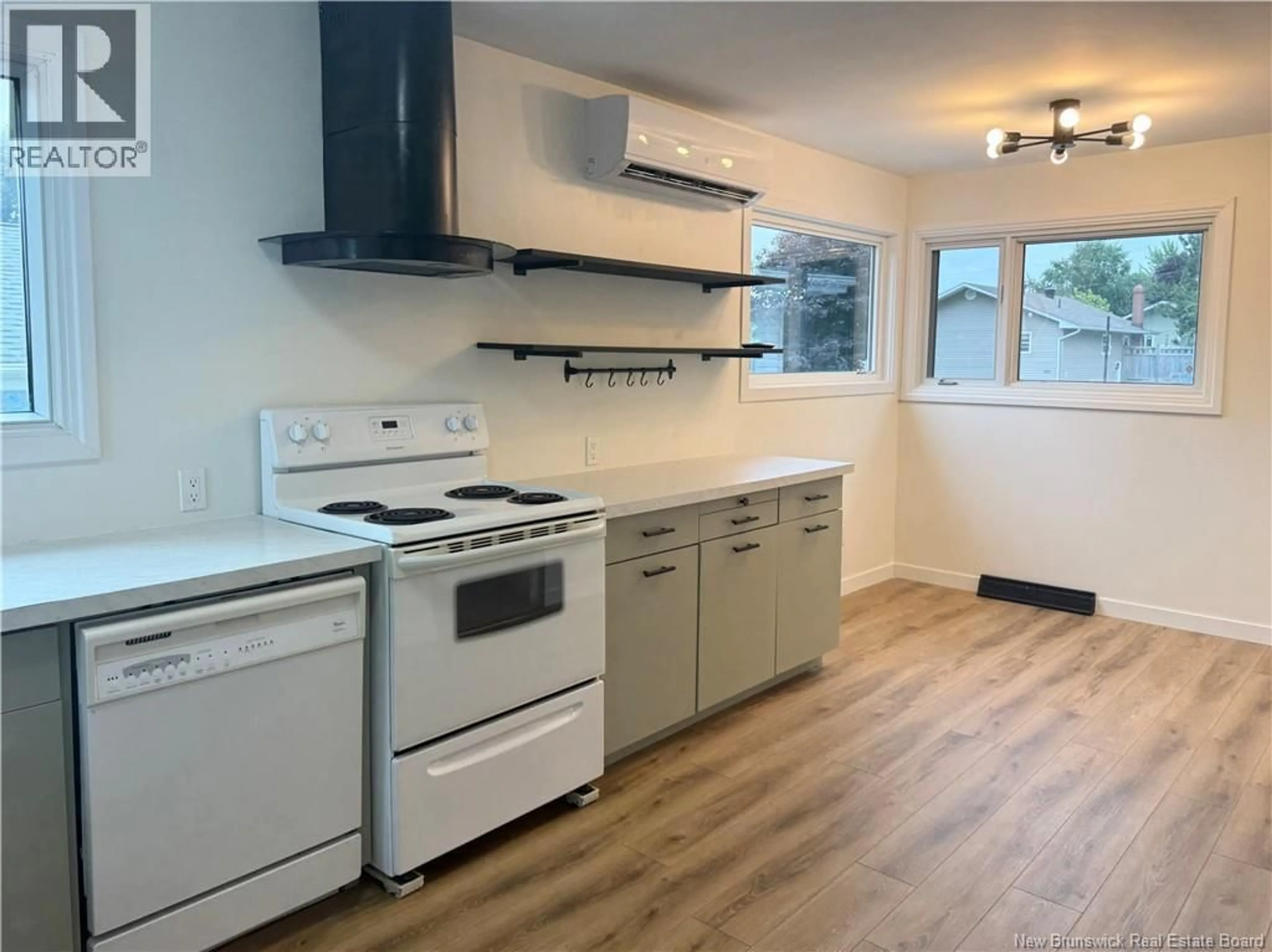 Standard kitchen, unknown for 454 GREMLEY DRIVE, Miramichi New Brunswick E1V2M1