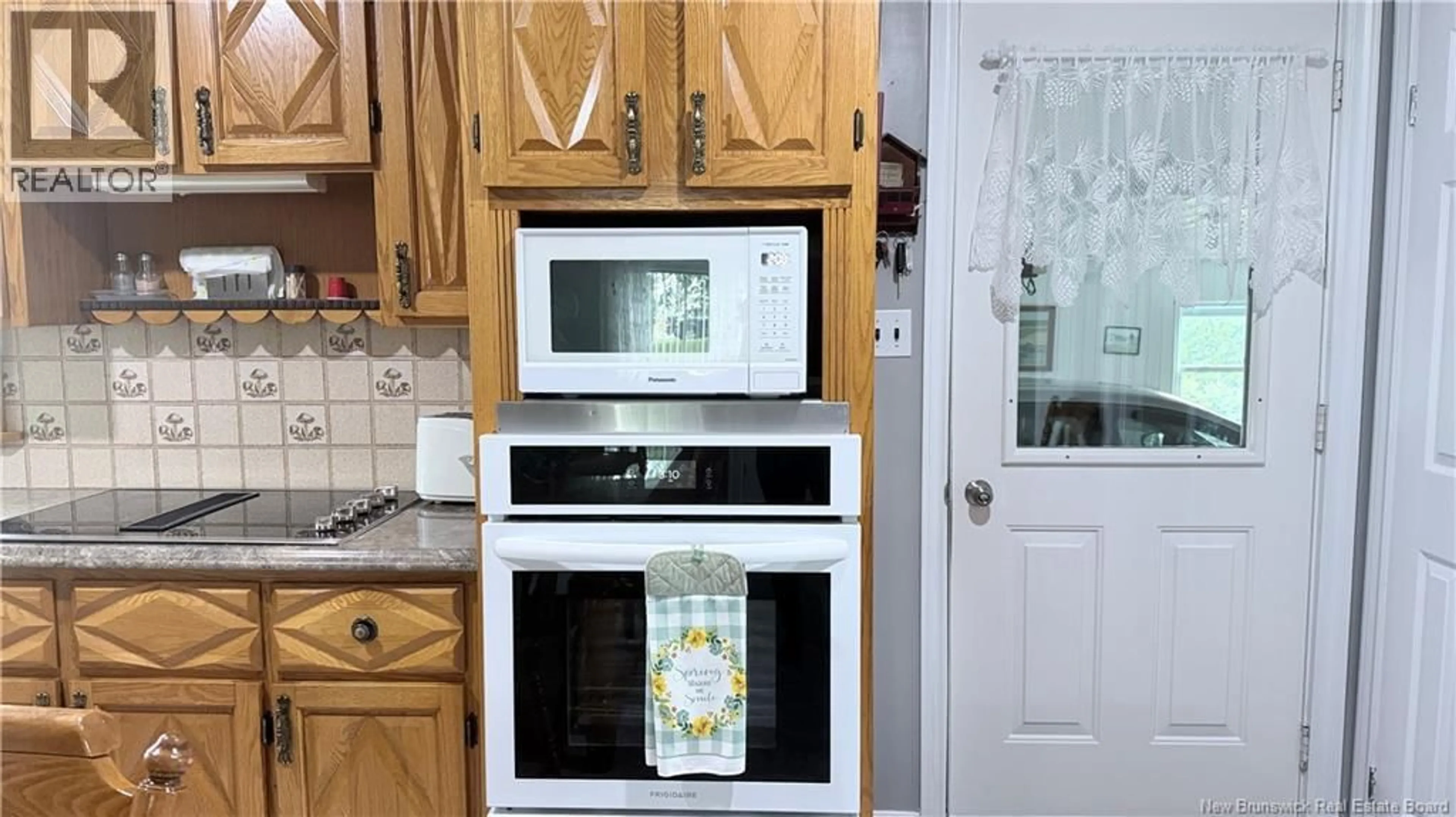 Standard kitchen, ceramic/tile floor for 500 MONTAGNE A COMEAU, Saint-André New Brunswick E3Y3G2