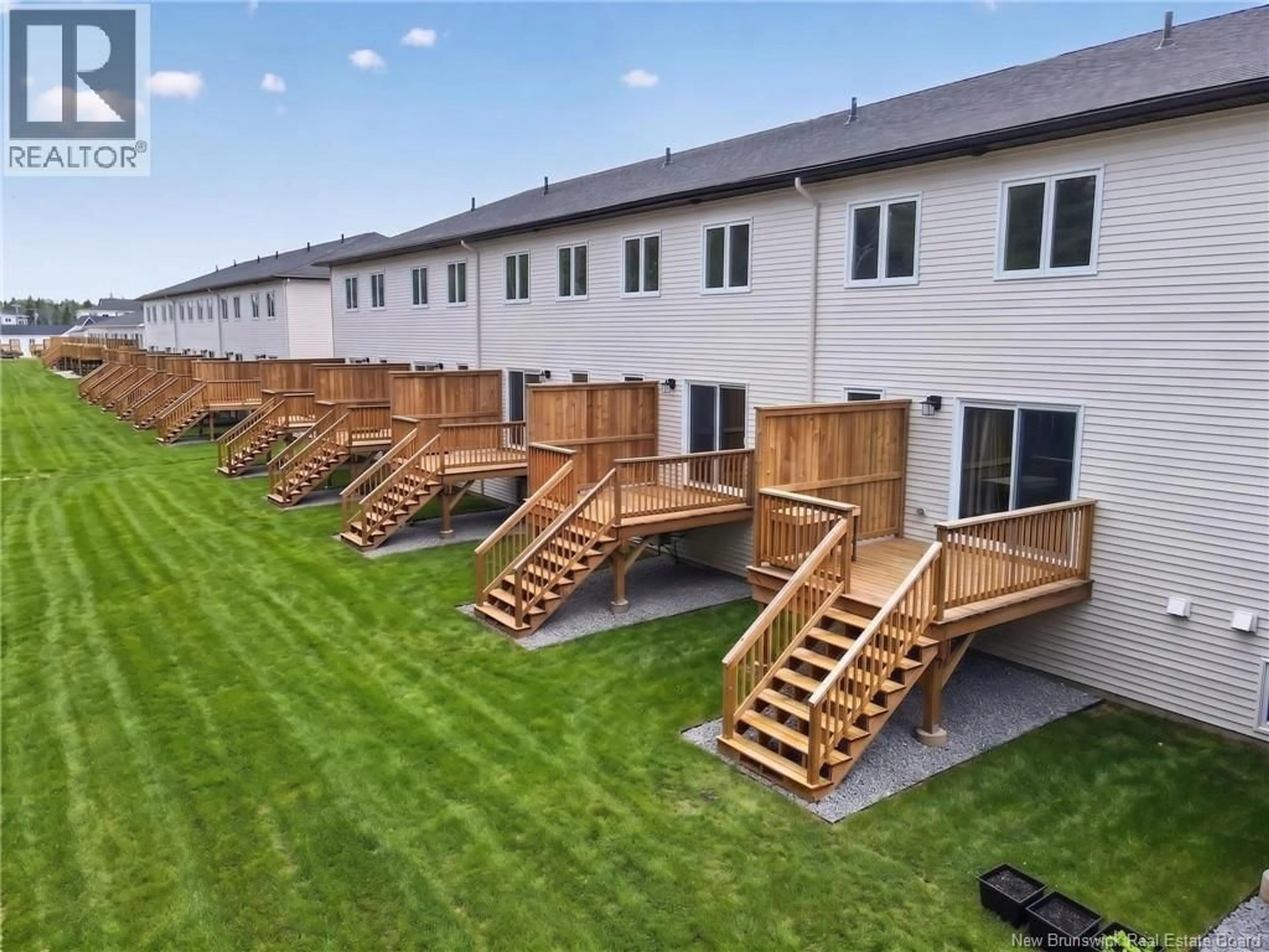 Patio, unknown for 168 DES ELEVES STREET, Dieppe New Brunswick E1A4V6