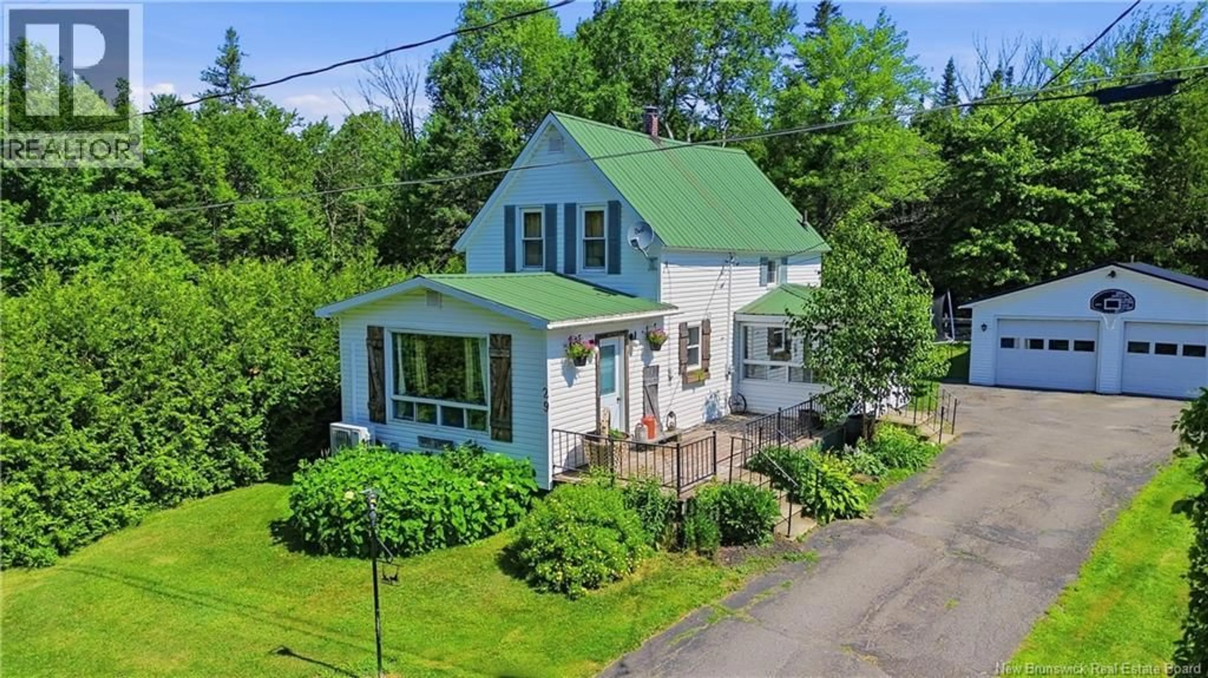 A pic from outside/outdoor area/front of a property/back of a property/a pic from drone, street for 29 MCADAM STREET, Canterbury New Brunswick E6H2J9