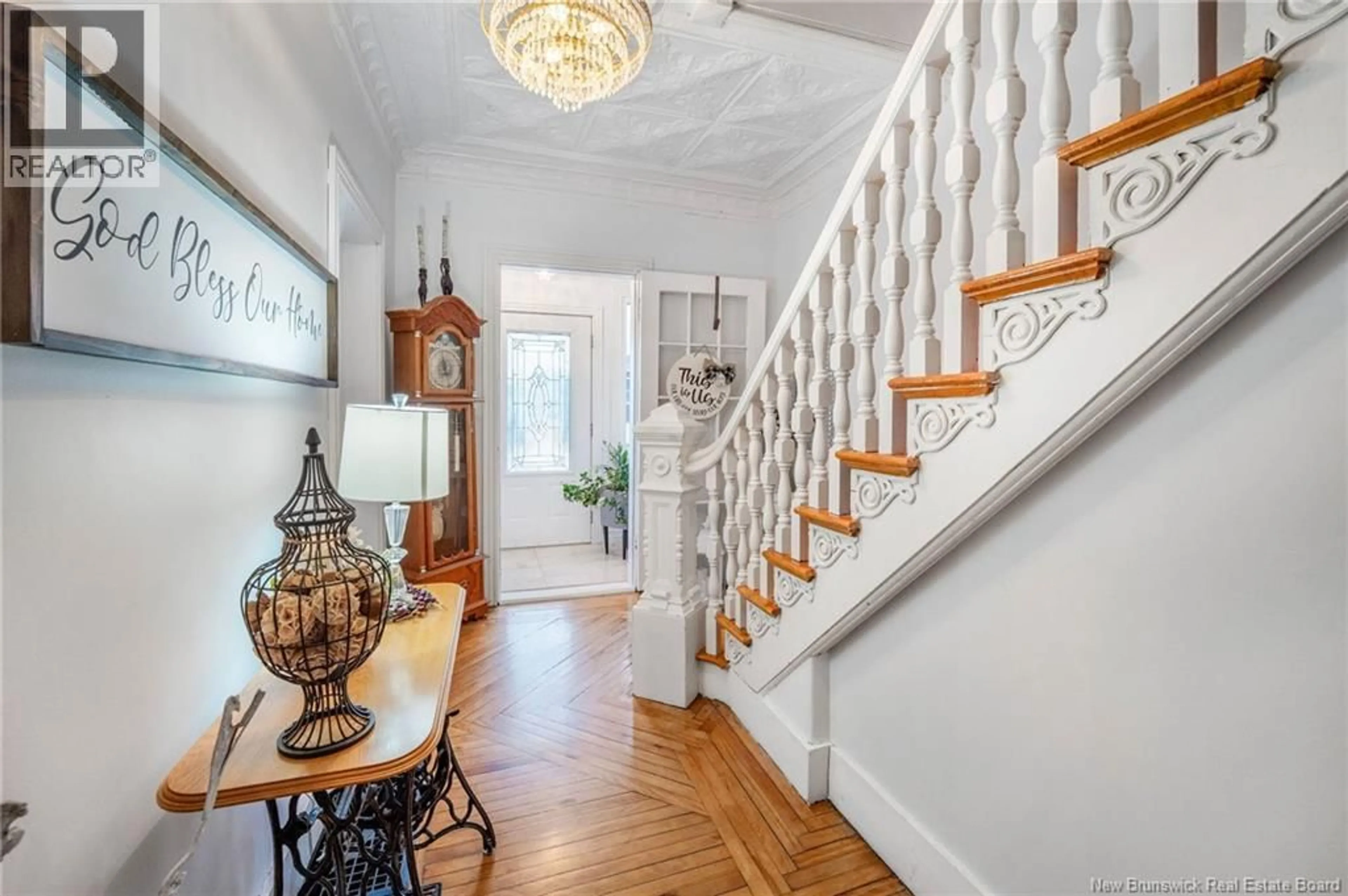 Indoor entryway for 119 SAUNDERS ROAD, McAdam New Brunswick E6J1L7