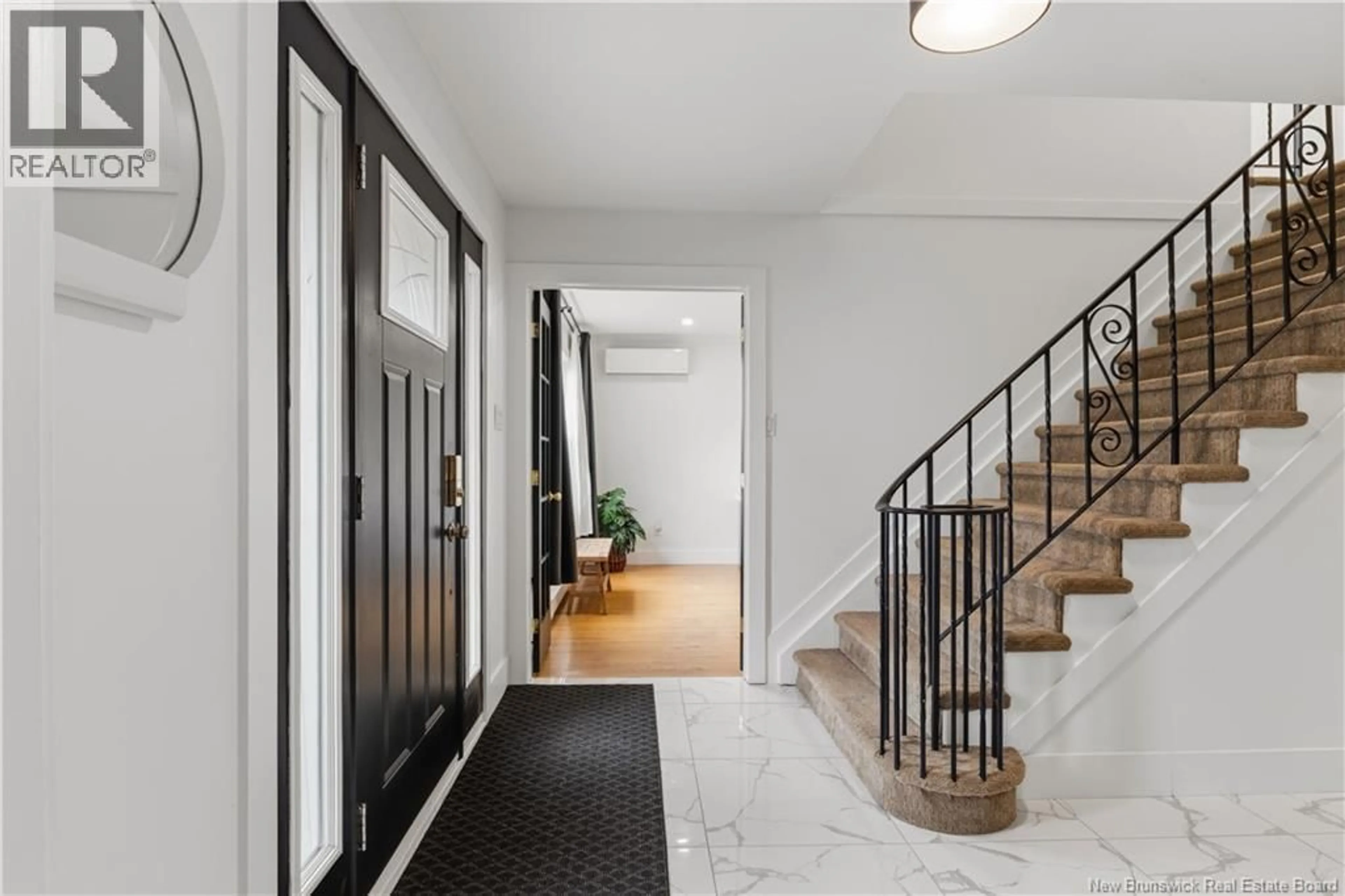 Indoor entryway for 259 GASPE STREET, Dieppe New Brunswick E1A5C9