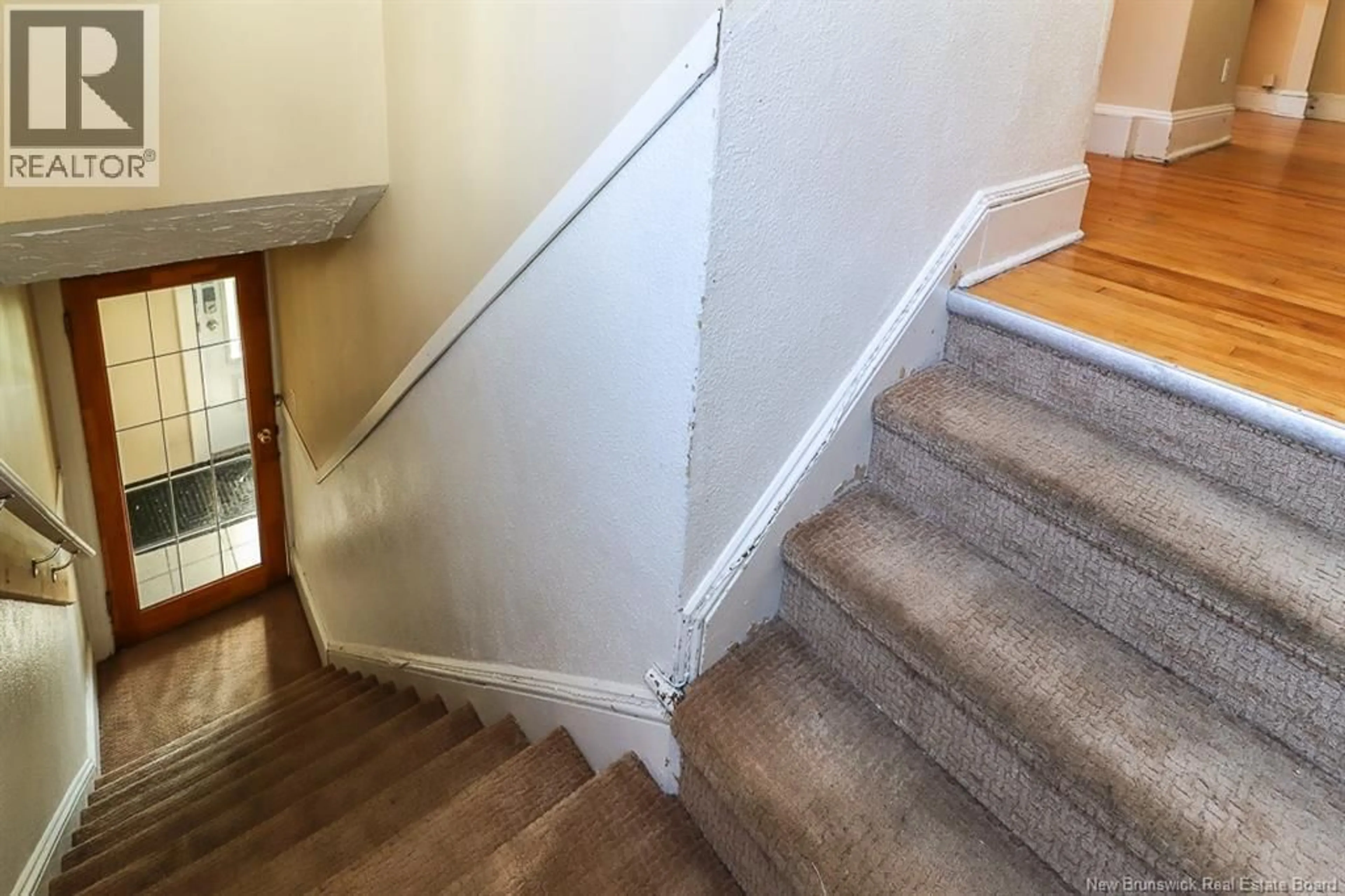 Stairs for 2 GLENBURM COURT, Saint John New Brunswick E2K3Y9