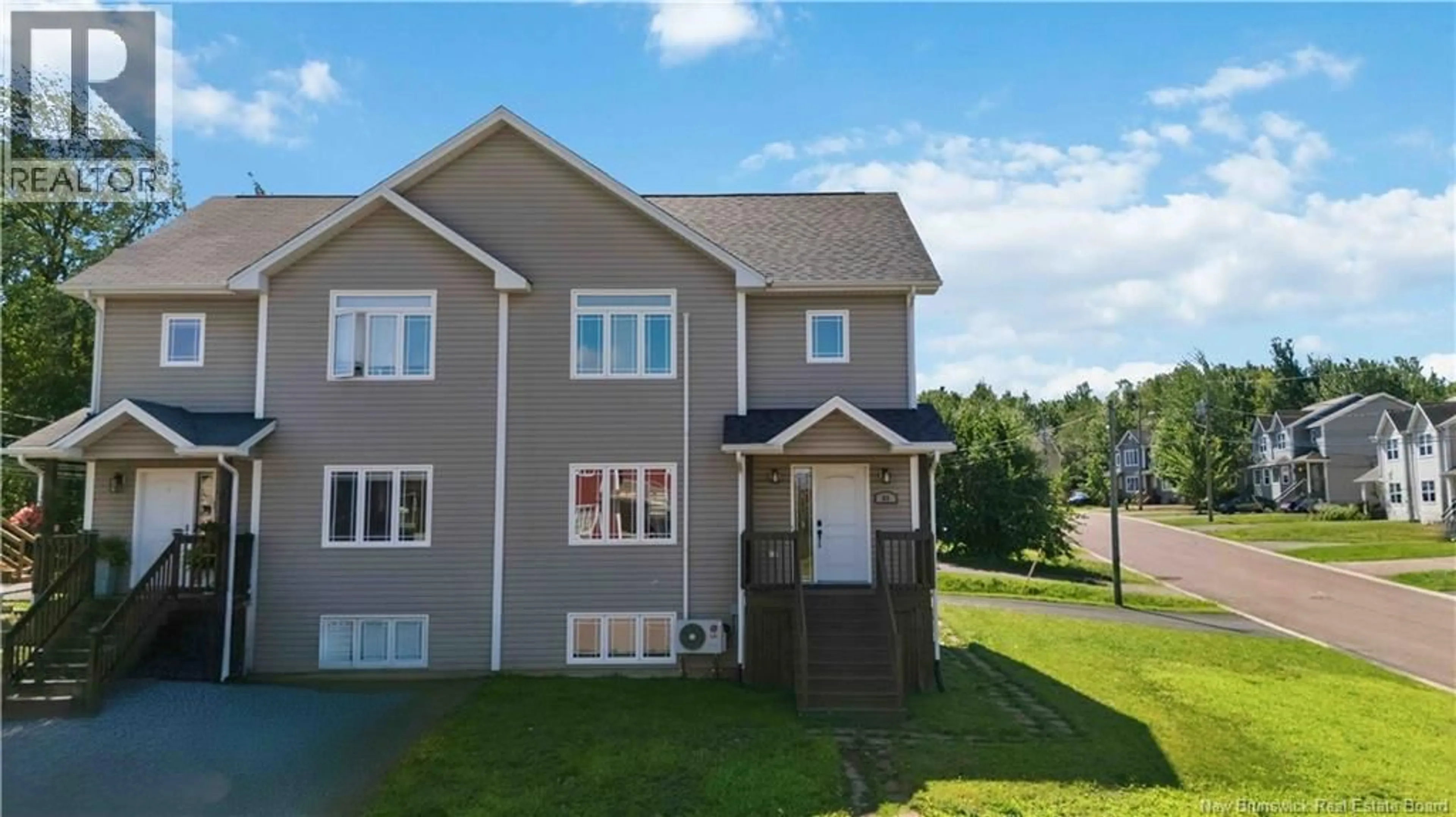 Home with vinyl exterior material, unknown for 65 BELLE-FORET, Dieppe New Brunswick E1A8Y2
