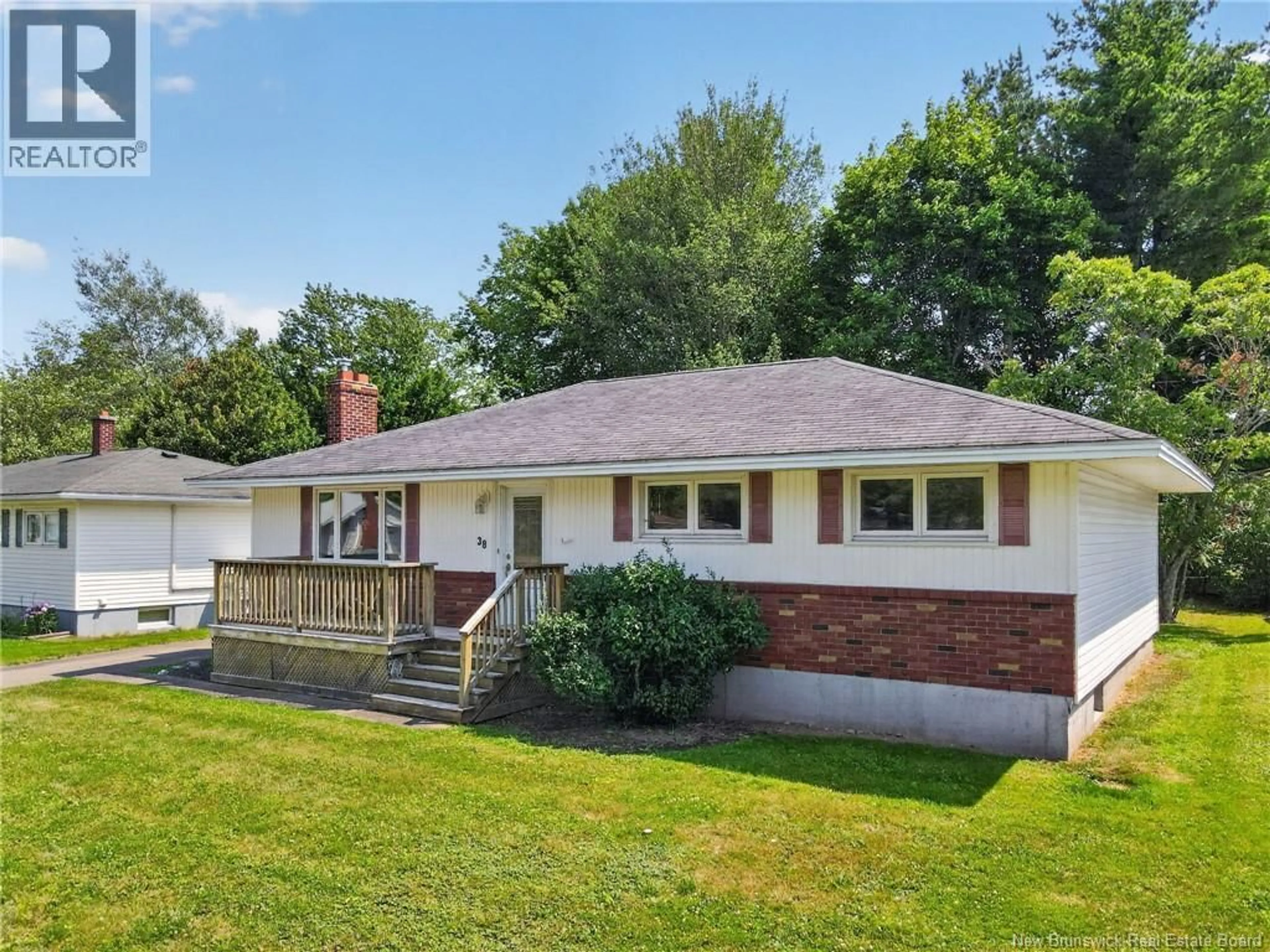 Home with vinyl exterior material, street for 38 LINDSAY STREET, Riverview New Brunswick E1B3A1