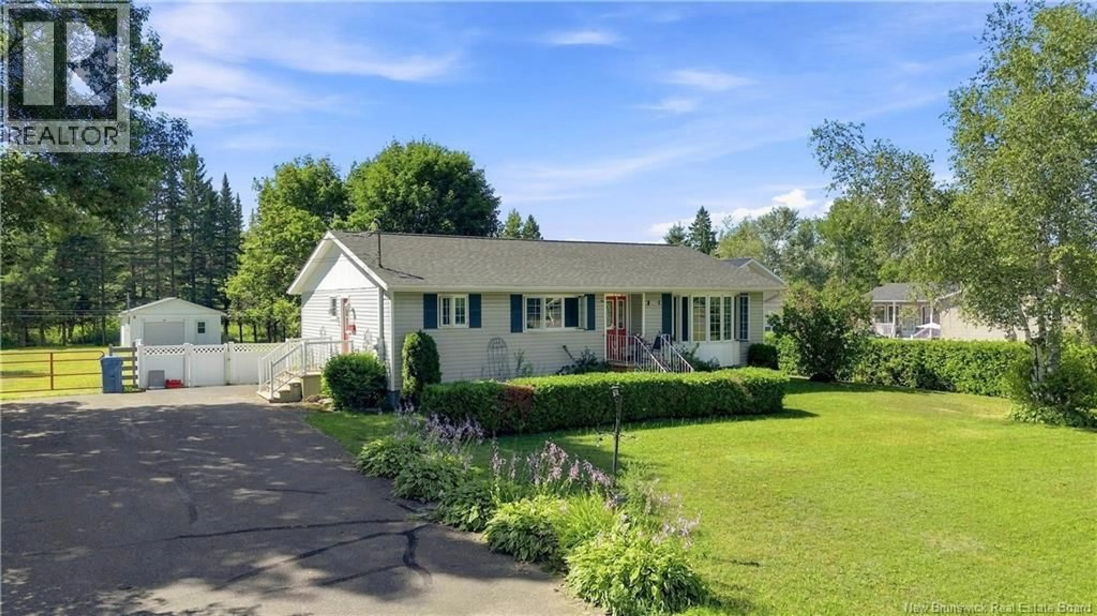 A pic from outside/outdoor area/front of a property/back of a property/a pic from drone, street for 3259 ROUTE 585, Newbridge New Brunswick E7N1K2
