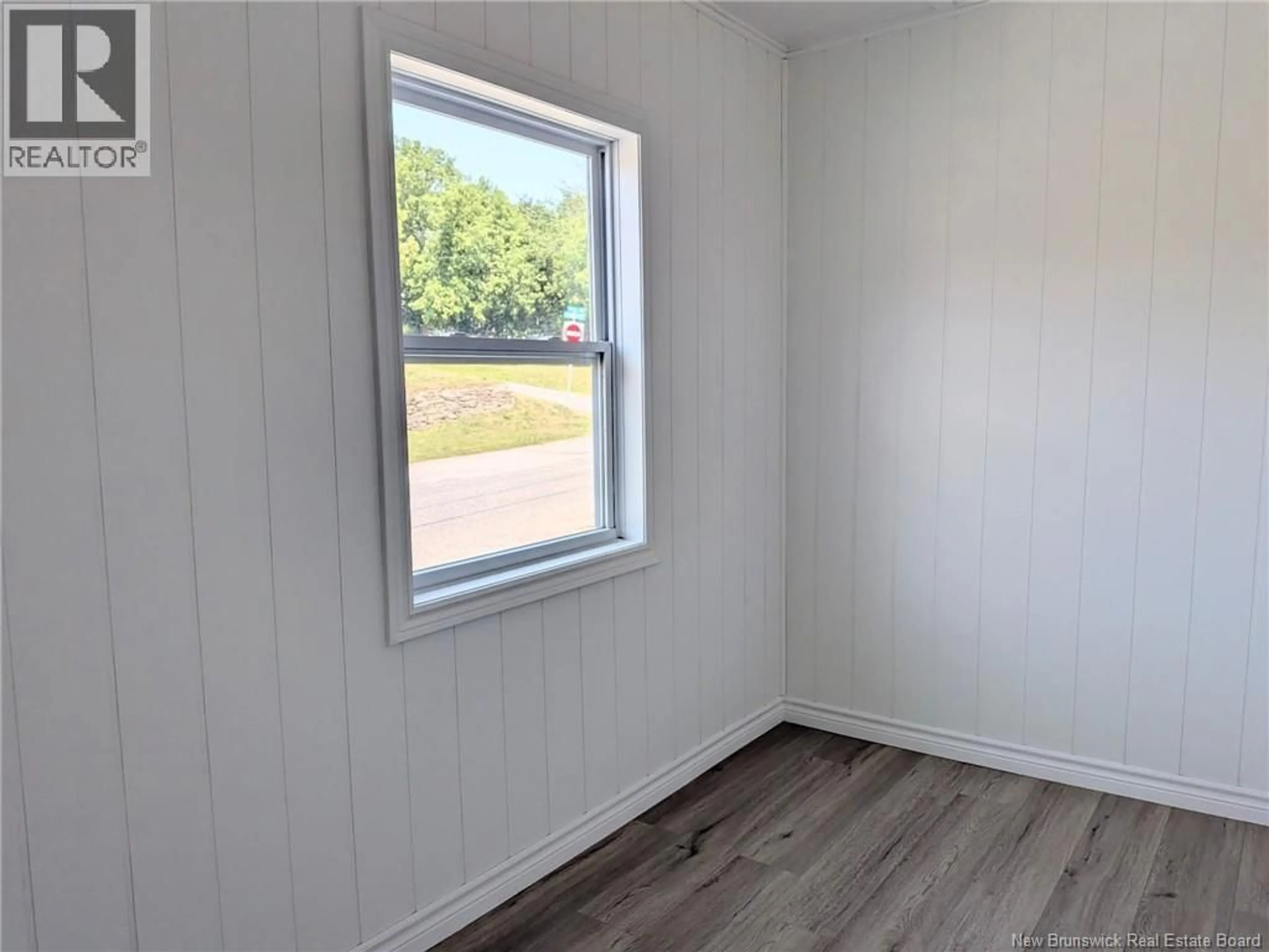 A pic of a room for 388 GREEN STREET, Miramichi New Brunswick E1V1T3