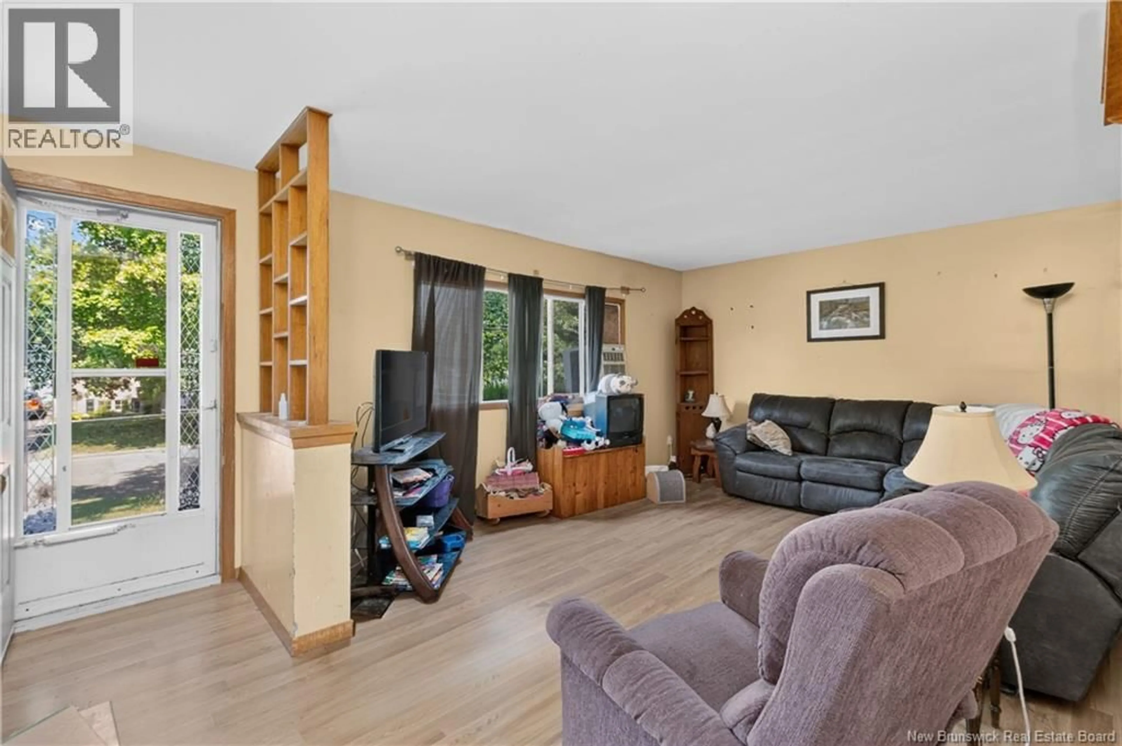Living room with furniture, wood/laminate floor for 253 CALLOWHILL ROAD, Riverview New Brunswick E1B4L3