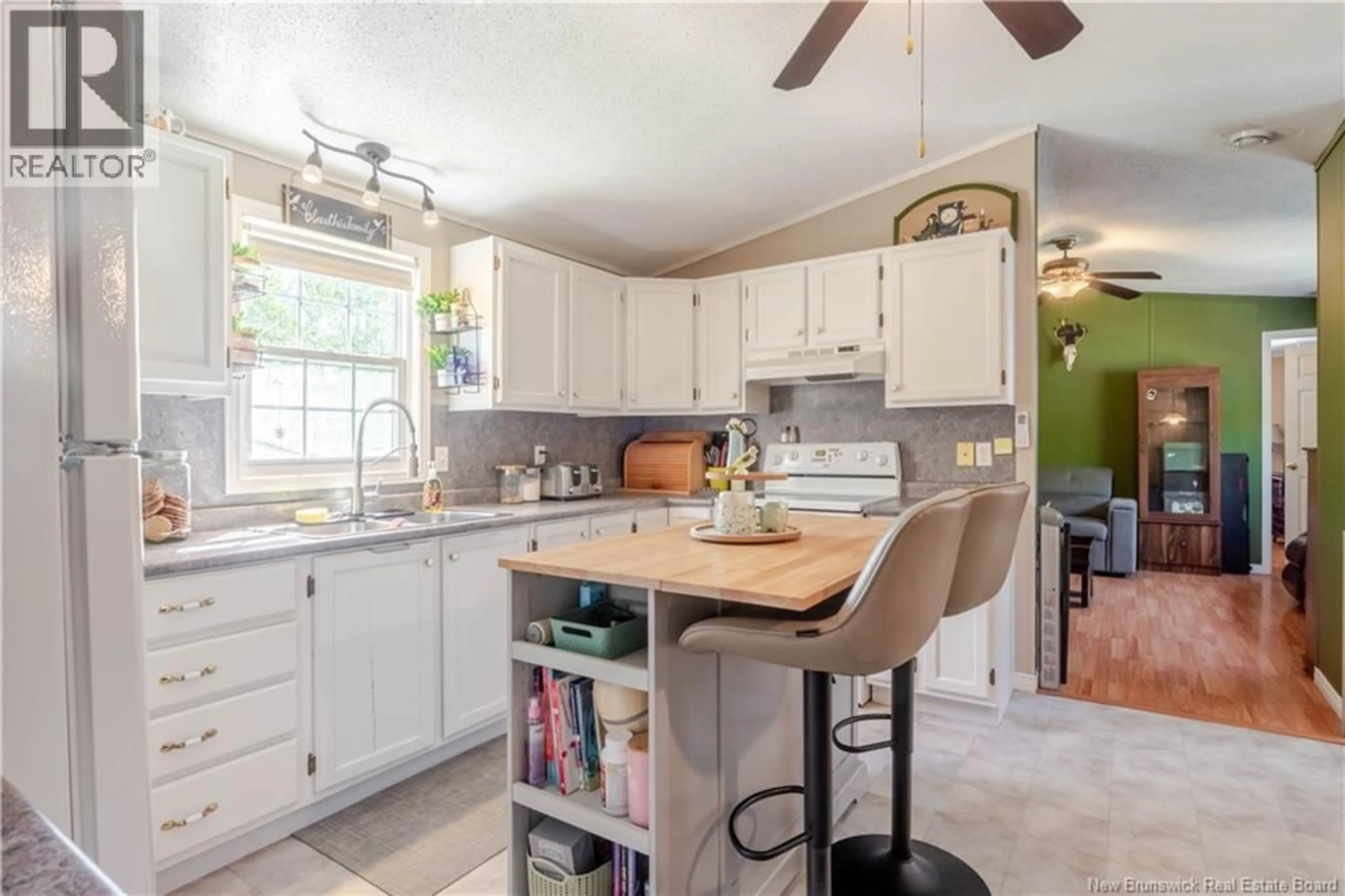 Open concept kitchen, unknown for 32 POPLAR STREET, Waasis New Brunswick E3B9H3