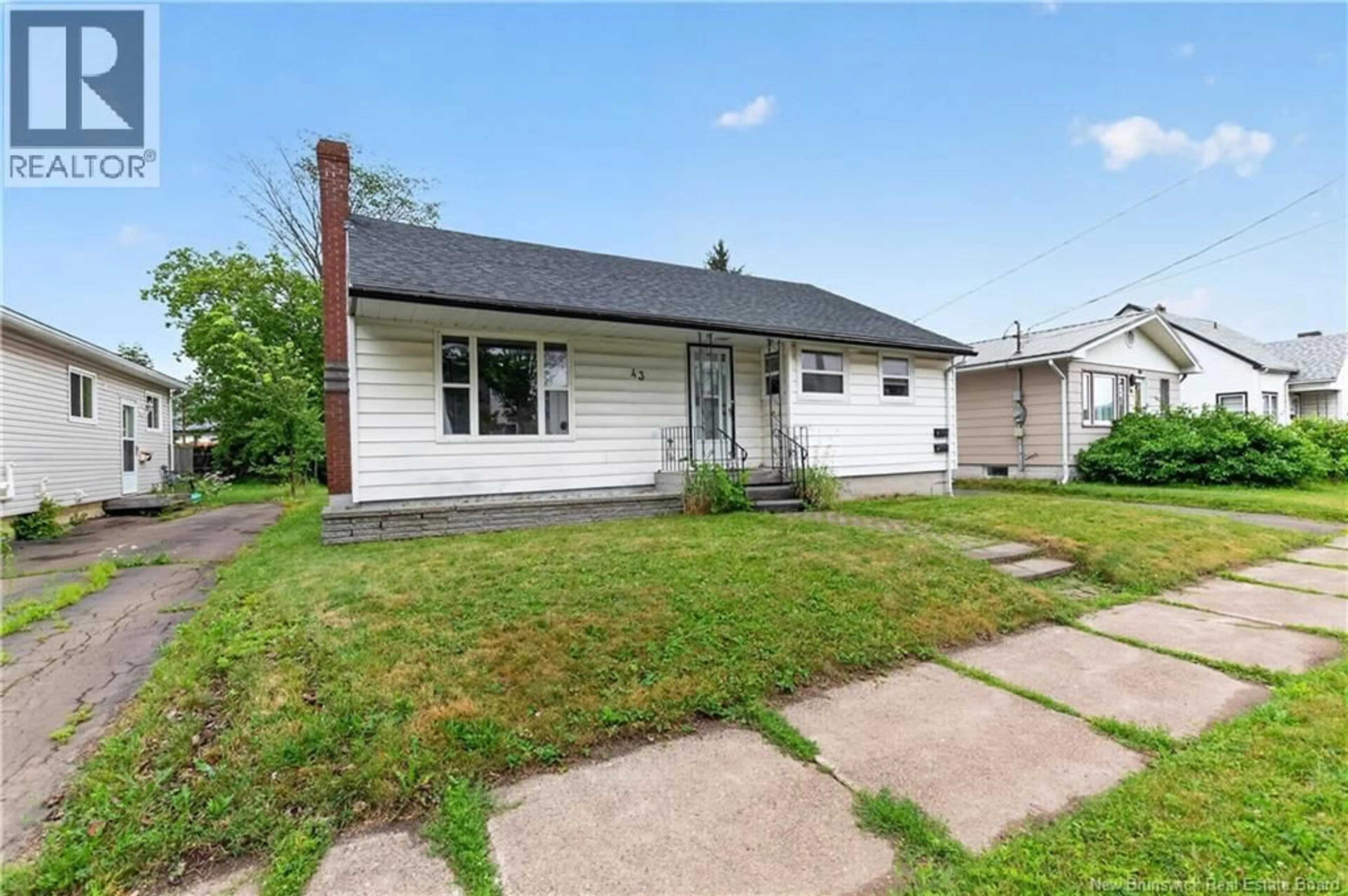 Home with vinyl exterior material, street for 43 DERBY STREET, Moncton New Brunswick E1E6Y6