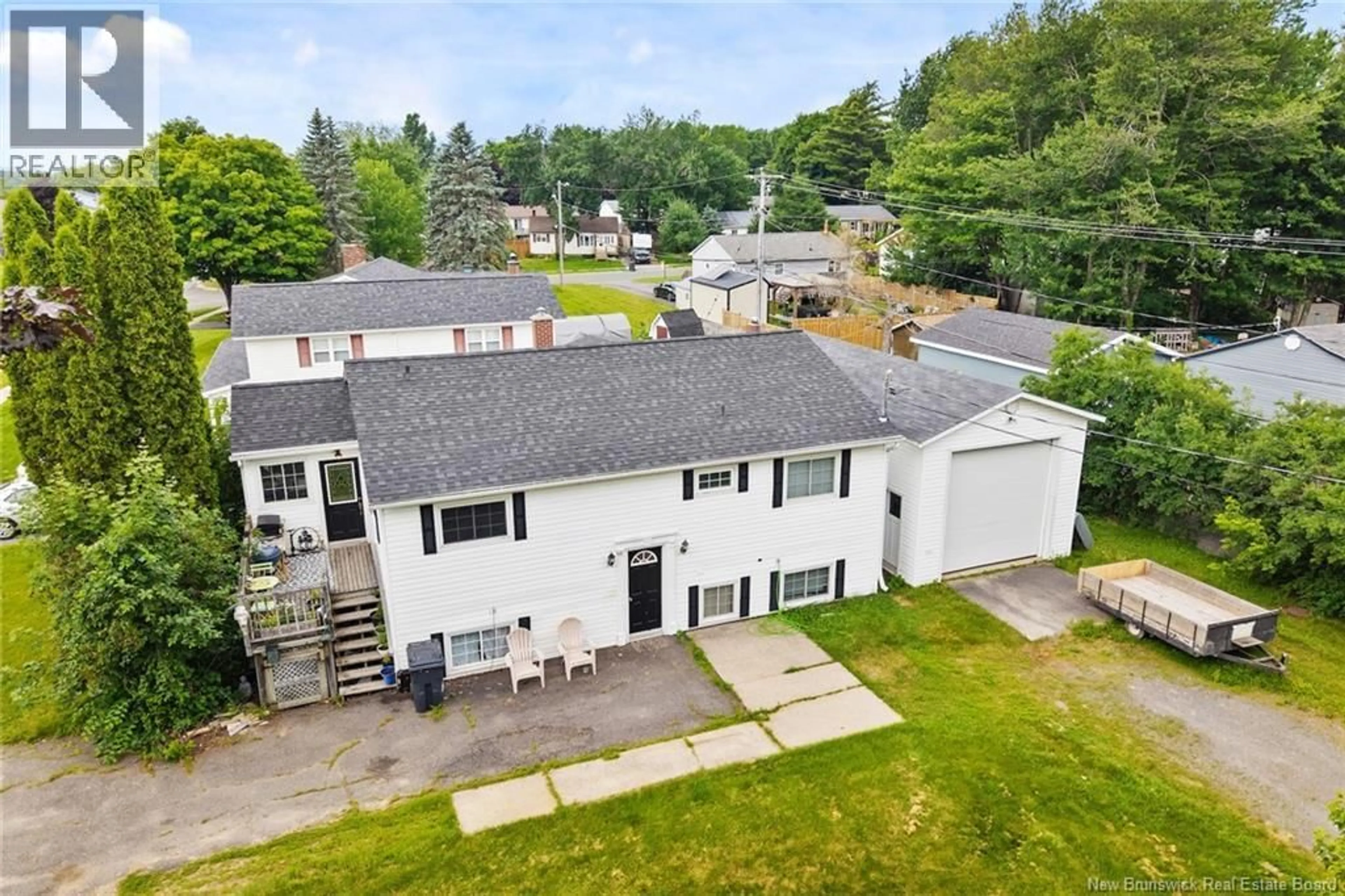 A pic from outside/outdoor area/front of a property/back of a property/a pic from drone, building for 93 BURPEE STREET, Fredericton New Brunswick E3A1M2
