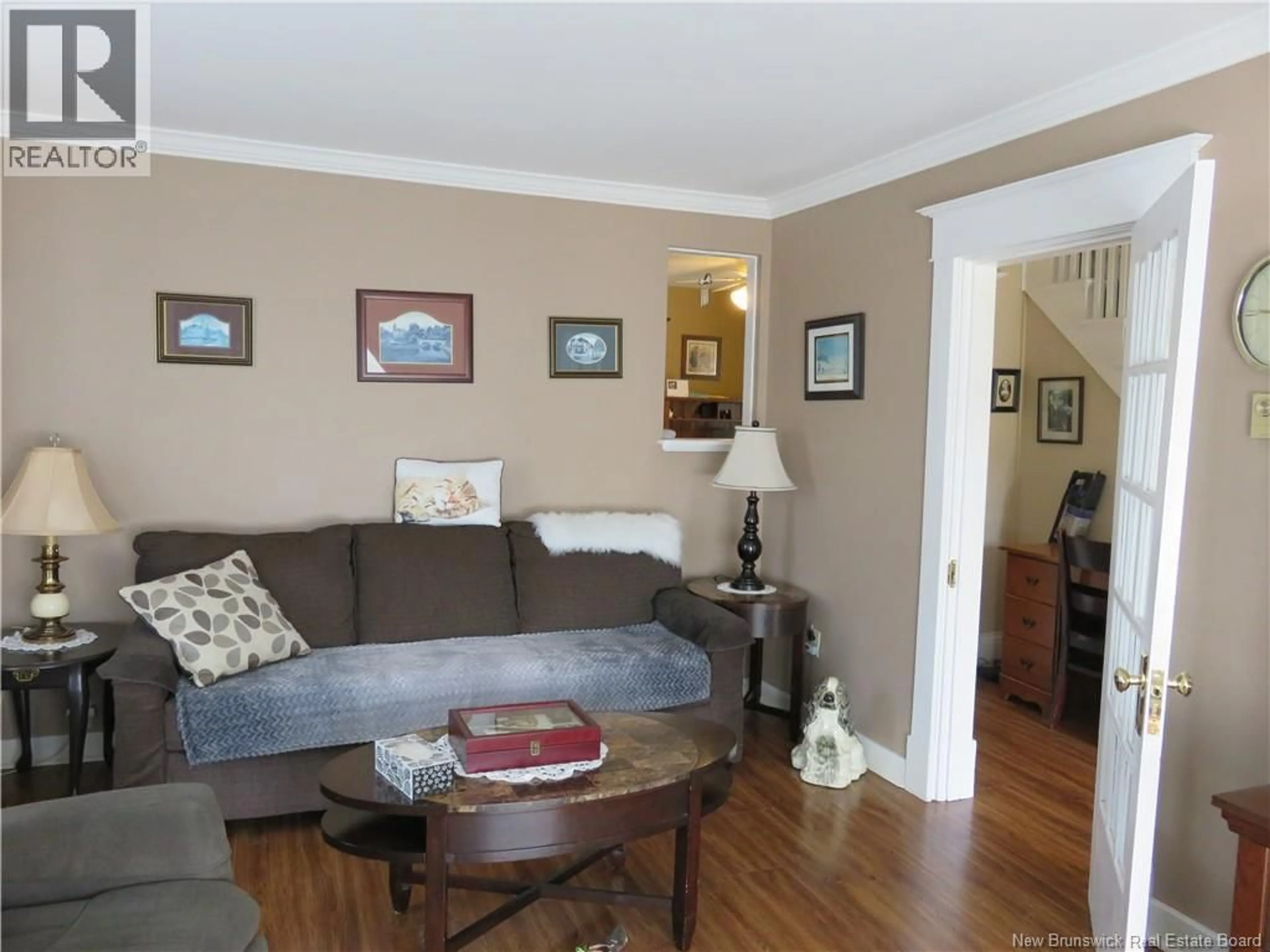 Living room with furniture, wood/laminate floor for 15 GREEN STREET, Saint John New Brunswick E2J1V6