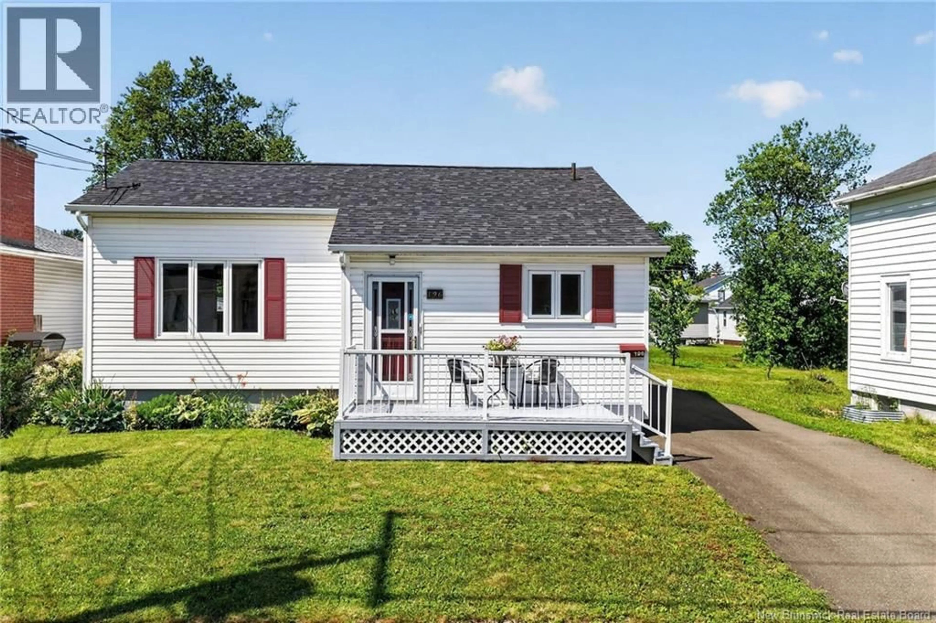 Home with vinyl exterior material, street for 196 WAVERLEY AVENUE, Moncton New Brunswick E1C7V4