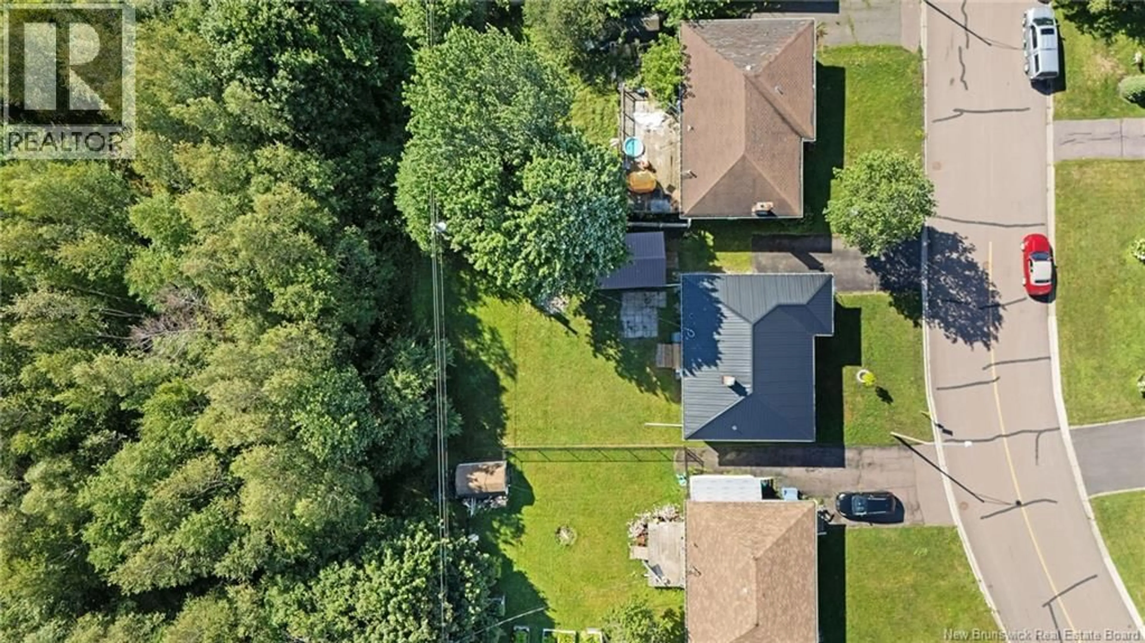A pic from outside/outdoor area/front of a property/back of a property/a pic from drone, street for 11 ALICE AVENUE, Moncton New Brunswick E1E2H9