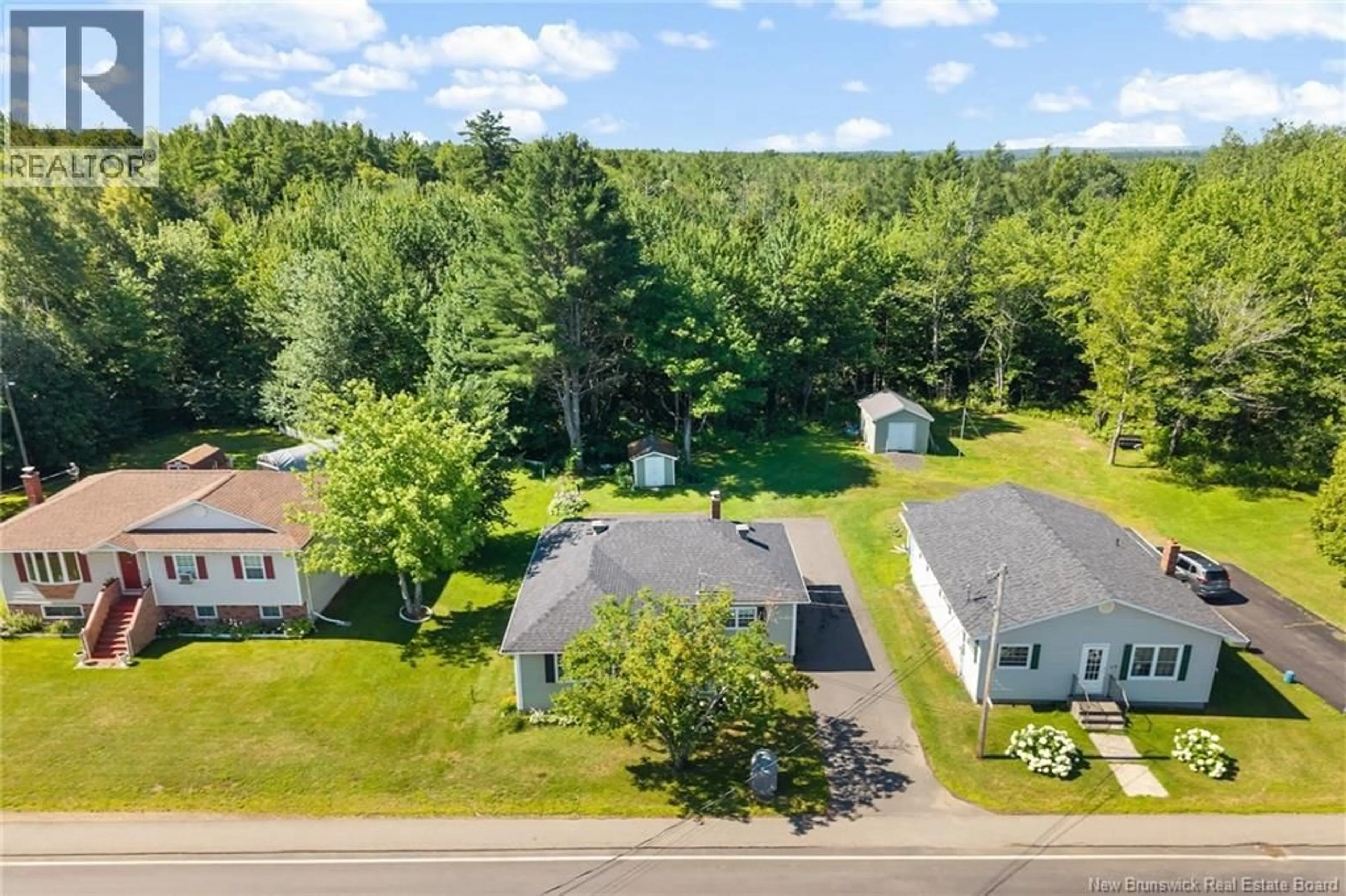 A pic from outside/outdoor area/front of a property/back of a property/a pic from drone, street for 90 KING STREET, Chipman New Brunswick E4A2H7