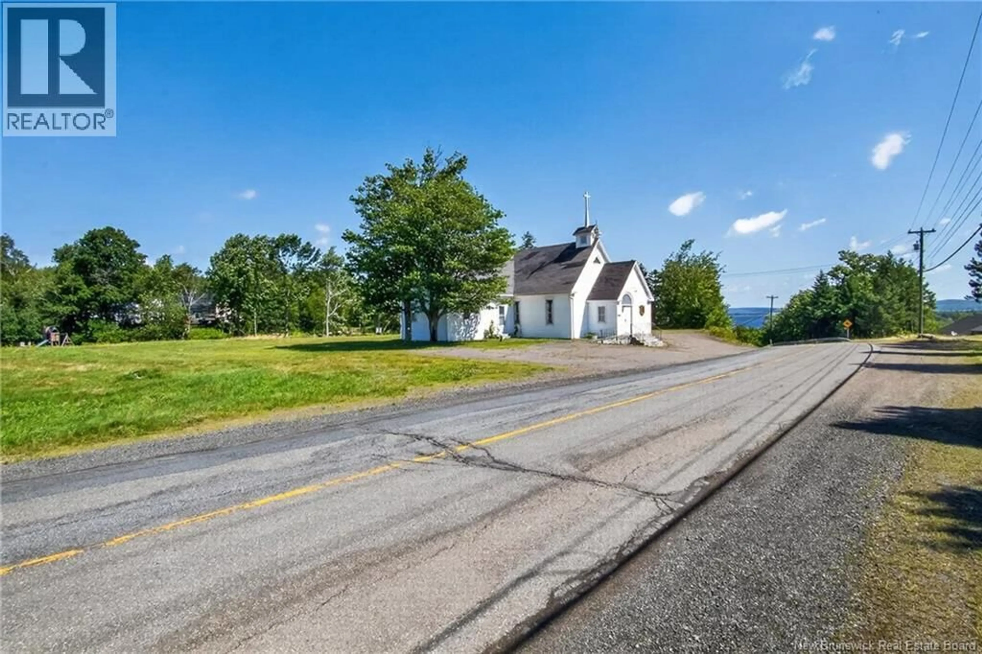 A pic from outside/outdoor area/front of a property/back of a property/a pic from drone, street for 7538 ROUTE 102, Browns Flat New Brunswick E5M2N8