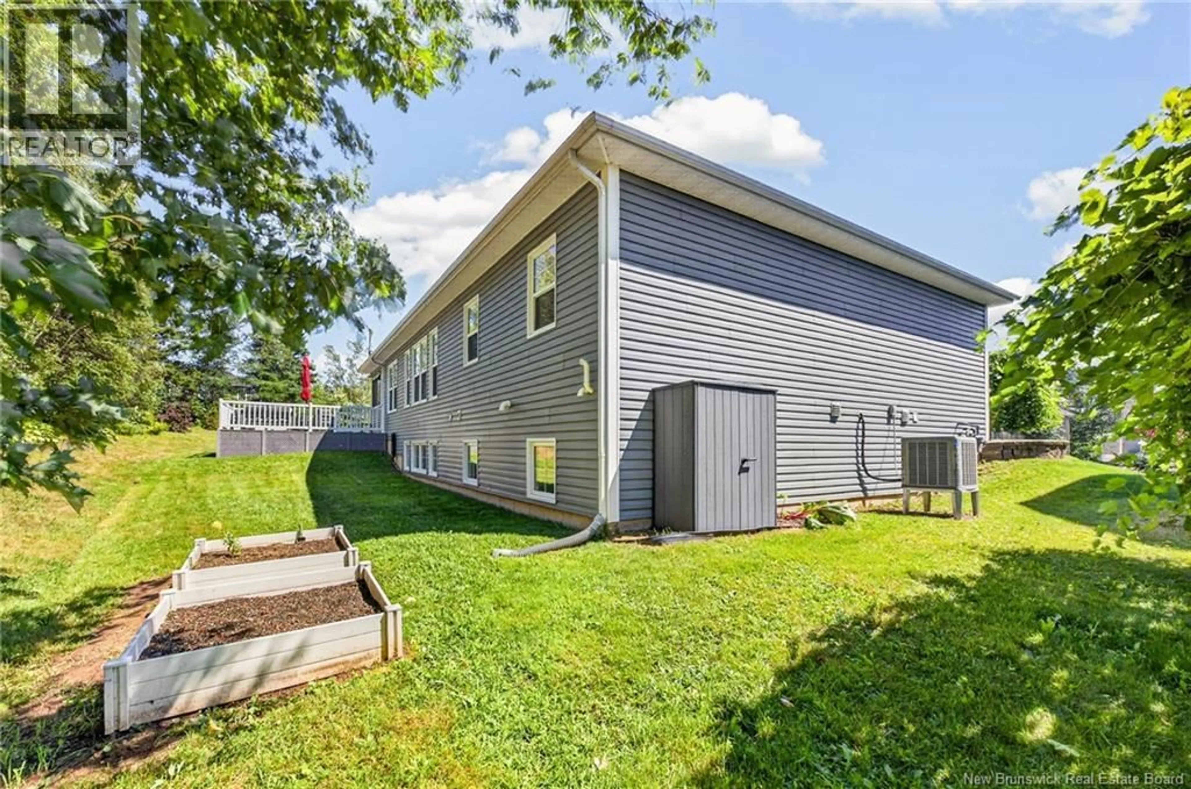 Unknown for 22 DAVID COURT, Dieppe New Brunswick E1A0J7