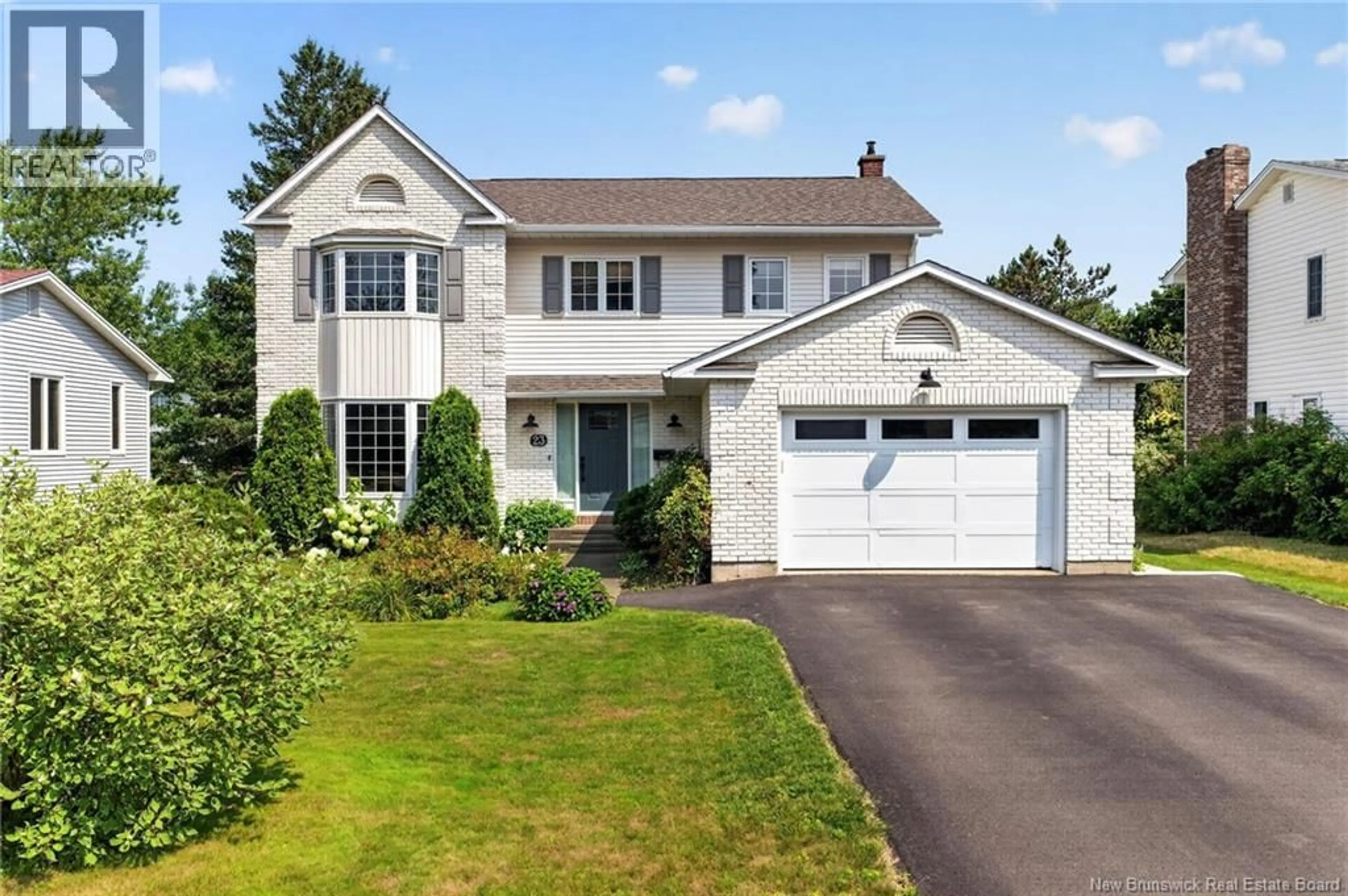 Home with vinyl exterior material, street for 23 GLENDALE CRESCENT, Moncton New Brunswick E1E3Z8