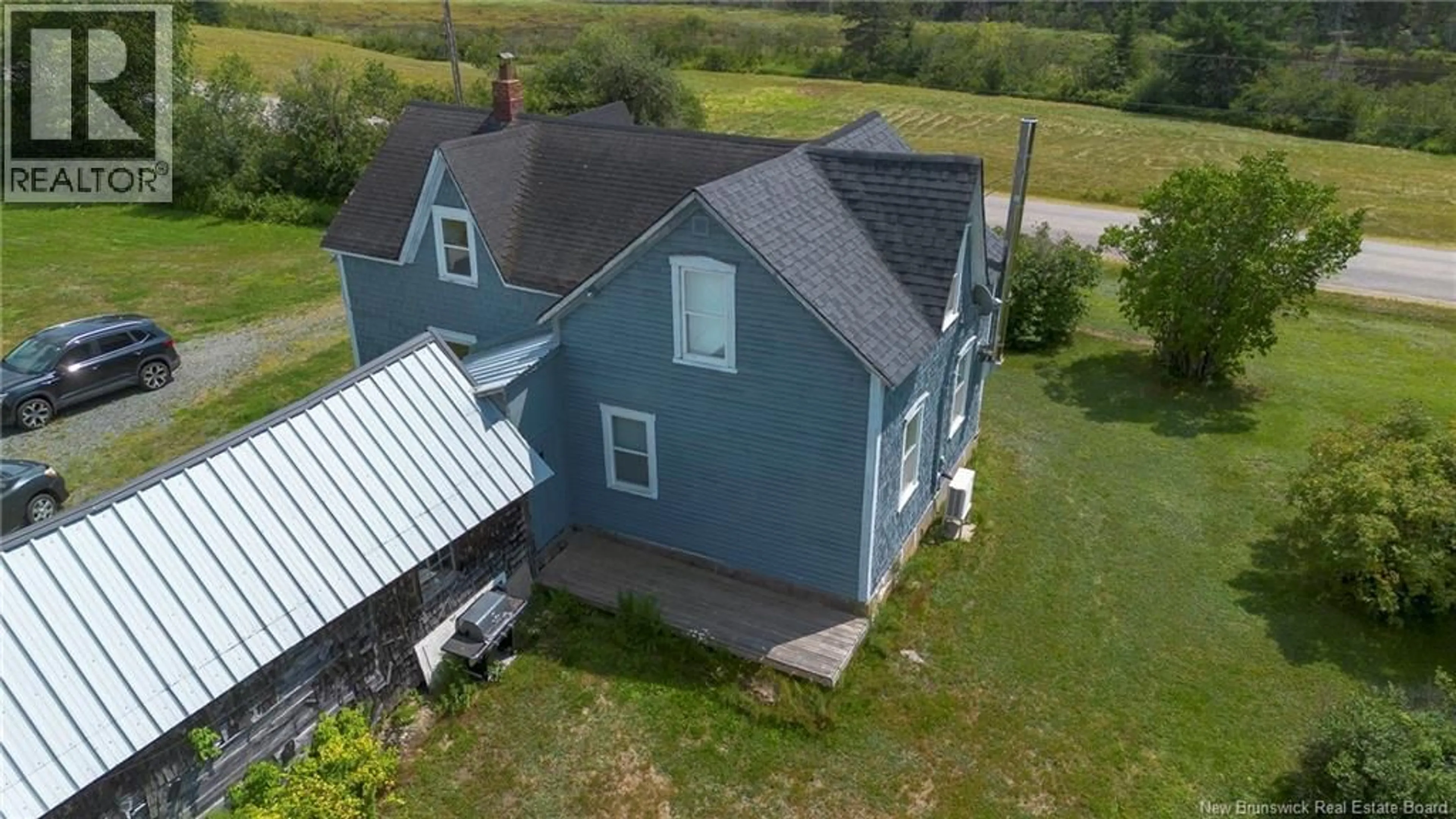 A pic from outside/outdoor area/front of a property/back of a property/a pic from drone, building for 320 ROUTE 705, Kars New Brunswick E5T3H5