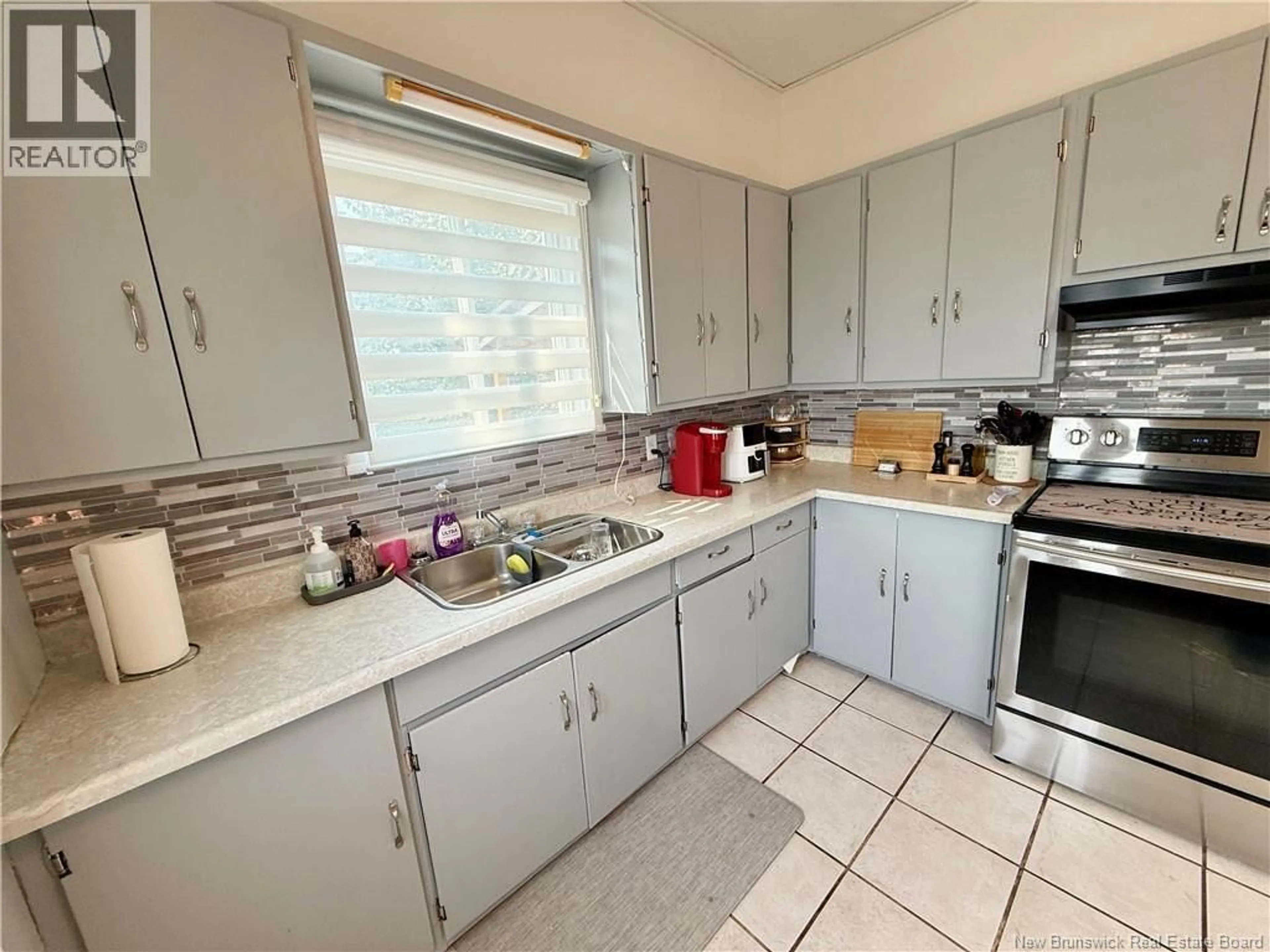 Standard kitchen, ceramic/tile floor for 565 ST SIMON, Bathurst New Brunswick E2A3L7