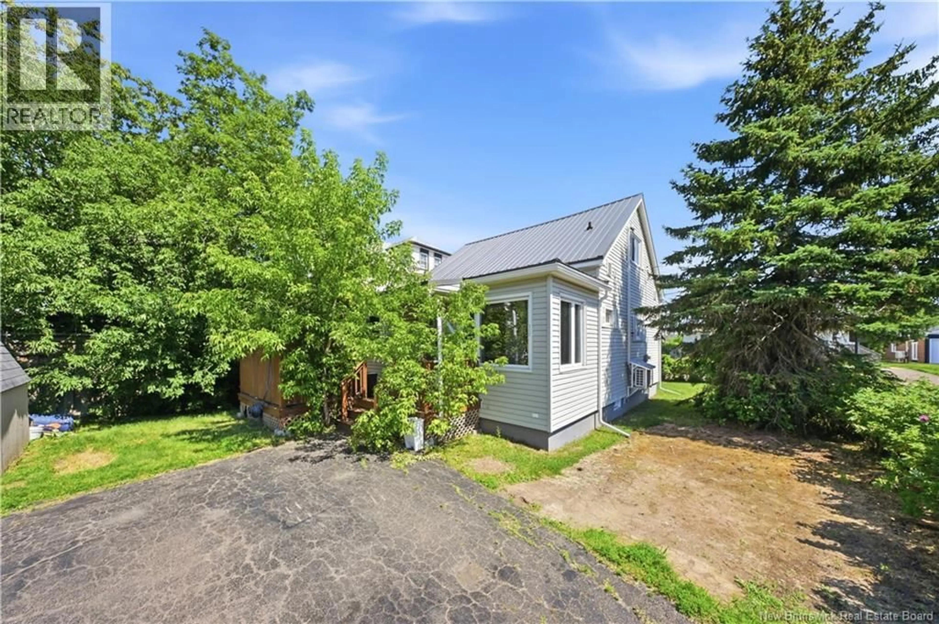Shed for 33 BISHOP STREET, Moncton New Brunswick E1E1K4
