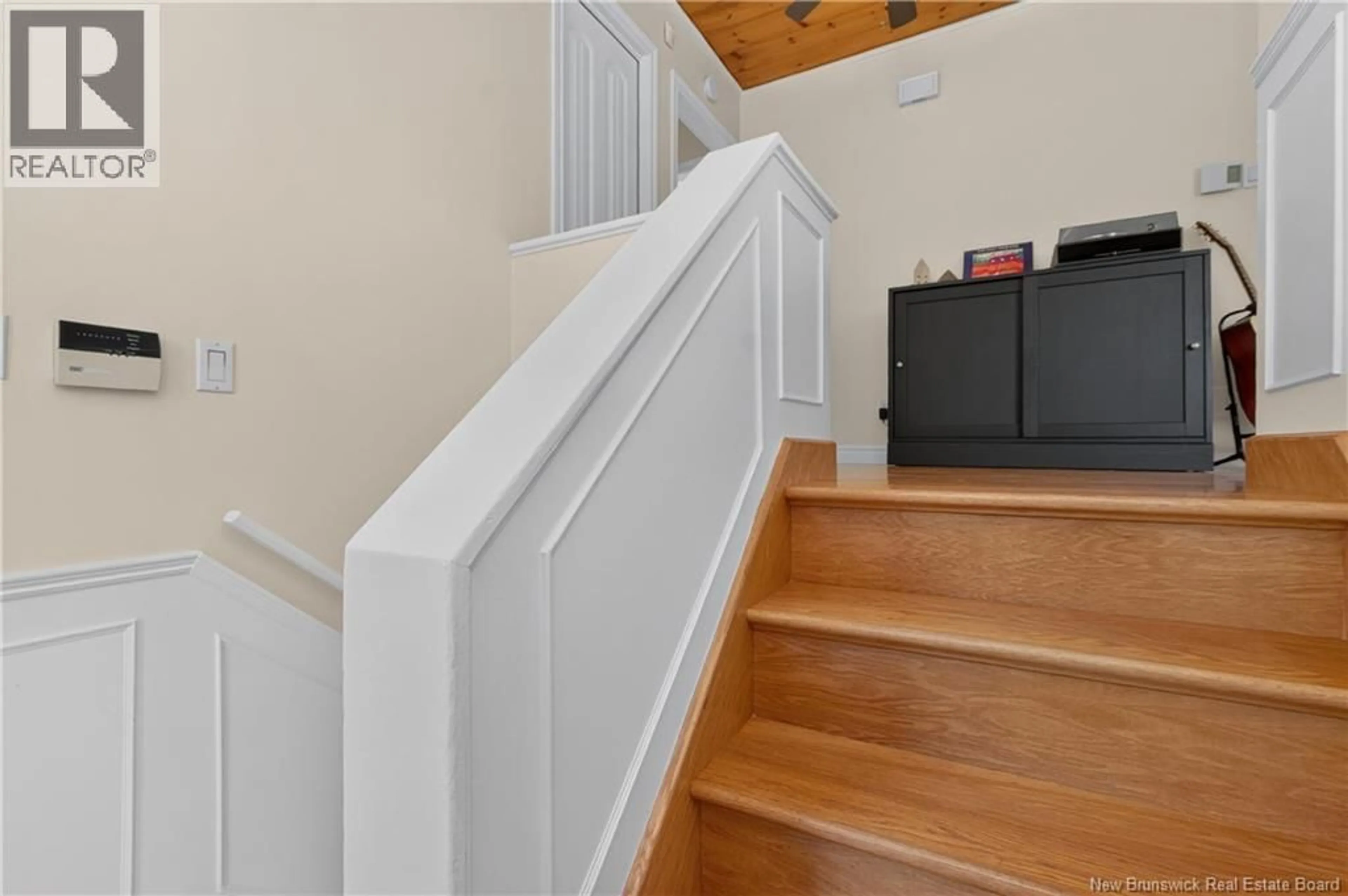 Stairs for 223 EDGETT AVENUE, Moncton New Brunswick E1C7B6