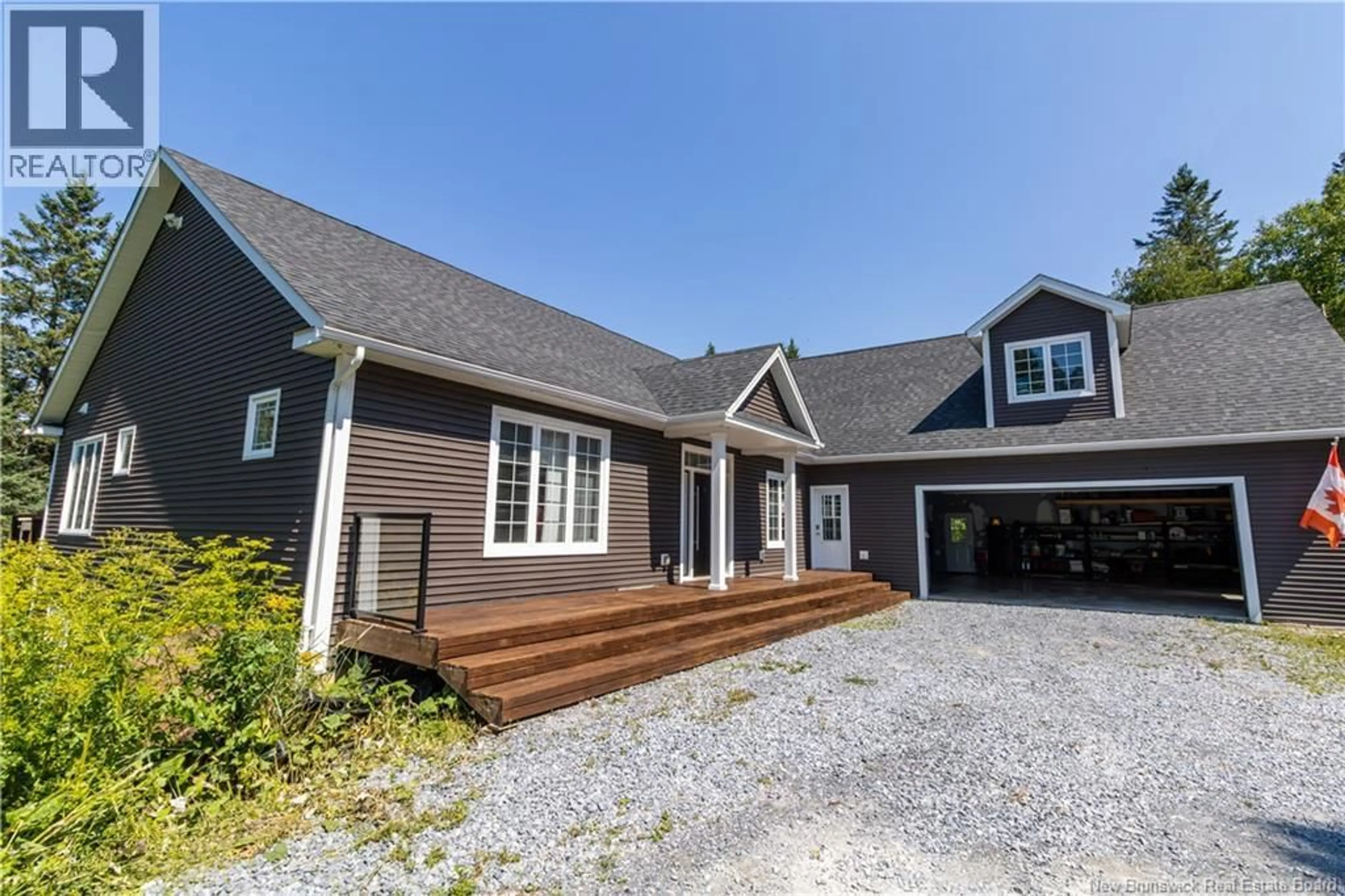 Home with vinyl exterior material, street for 41 BRIDGEFORD DRIVE, Quispamsis New Brunswick E2S0C3