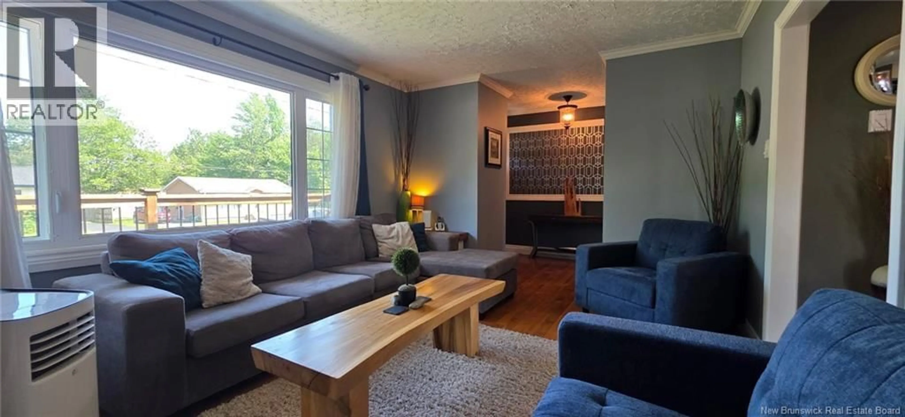 Living room with furniture, wood/laminate floor for 237 BUCKINGHAM AVENUE, Riverview New Brunswick E1B2N9