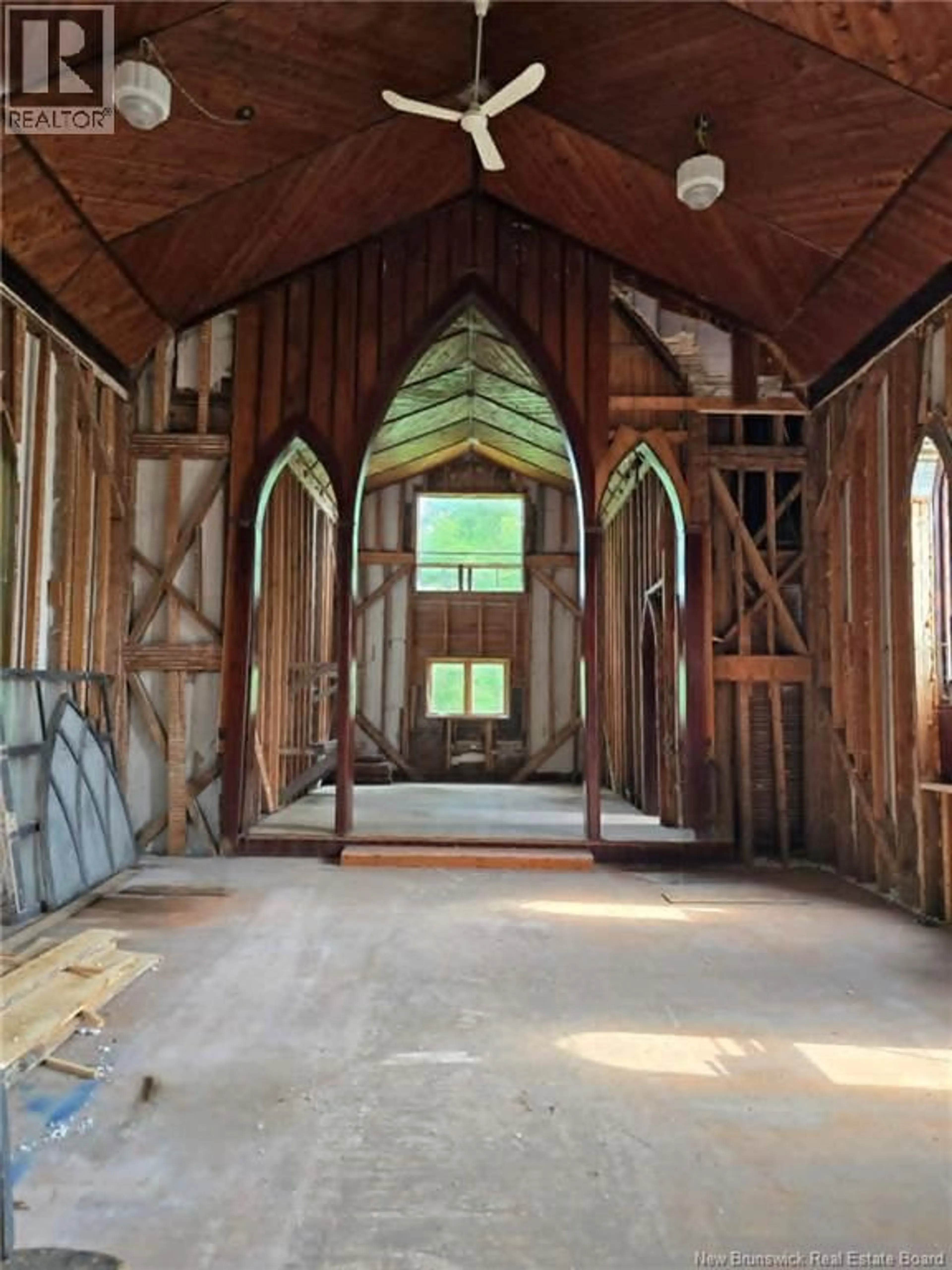 Indoor foyer for 9060 ROUTE 102, Public Landing New Brunswick E5K4L7