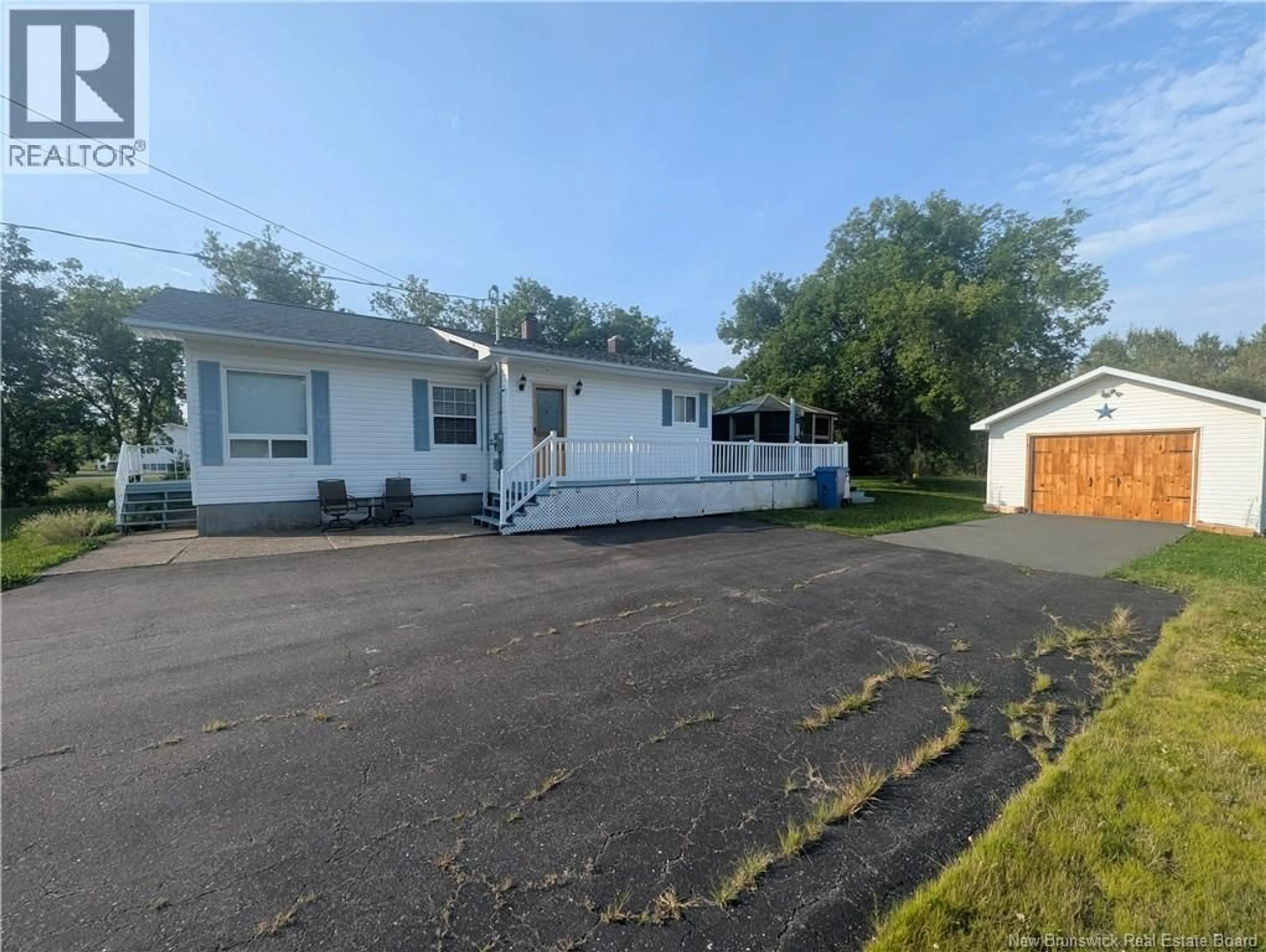 Home with vinyl exterior material, street for 2625 MIRAMICHI, Bathurst New Brunswick E2A6K1