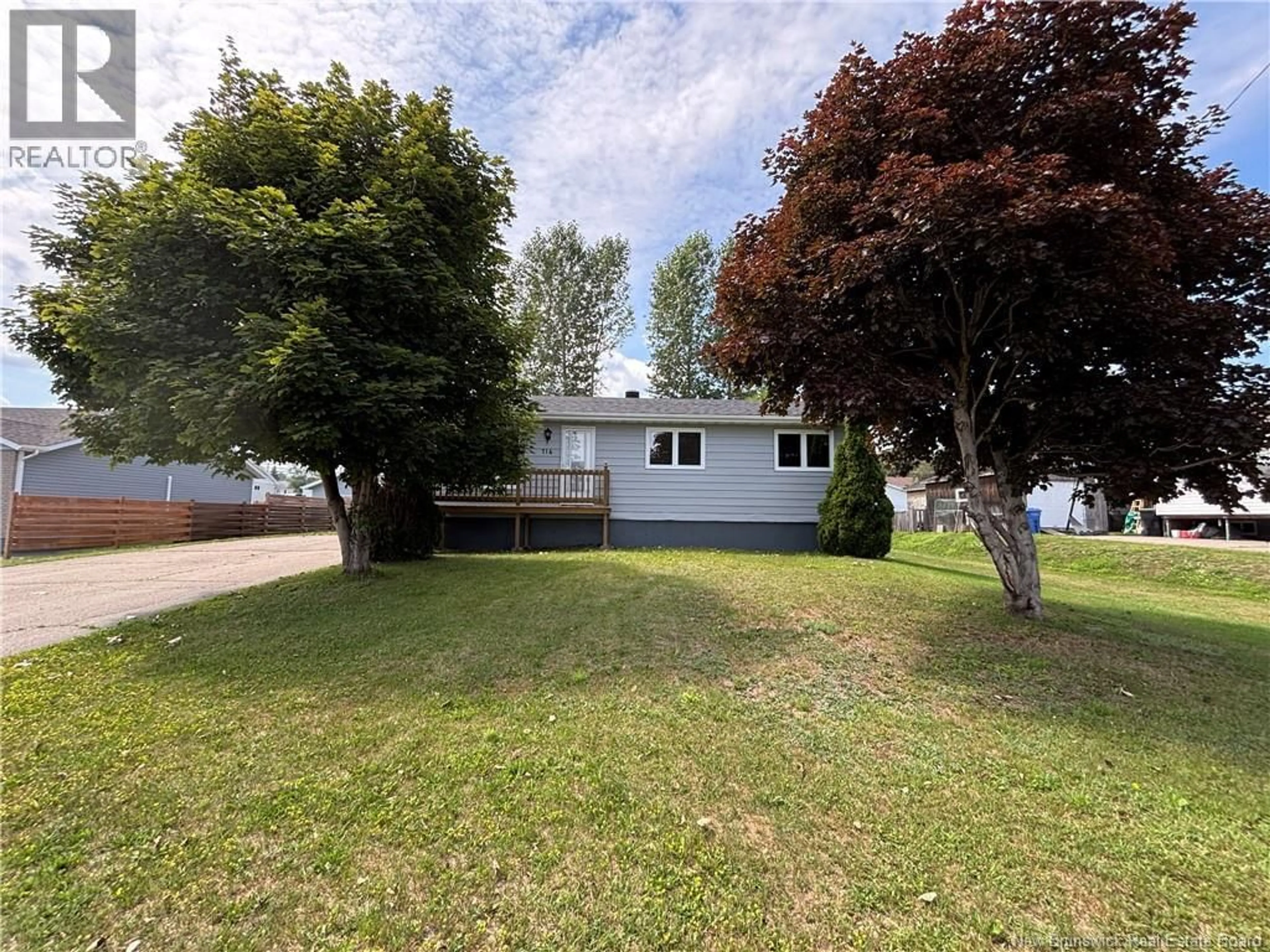 A pic from outside/outdoor area/front of a property/back of a property/a pic from drone, street for 716 RUE MGR LANTEIGNE, Petit-Rocher New Brunswick E8J1E7