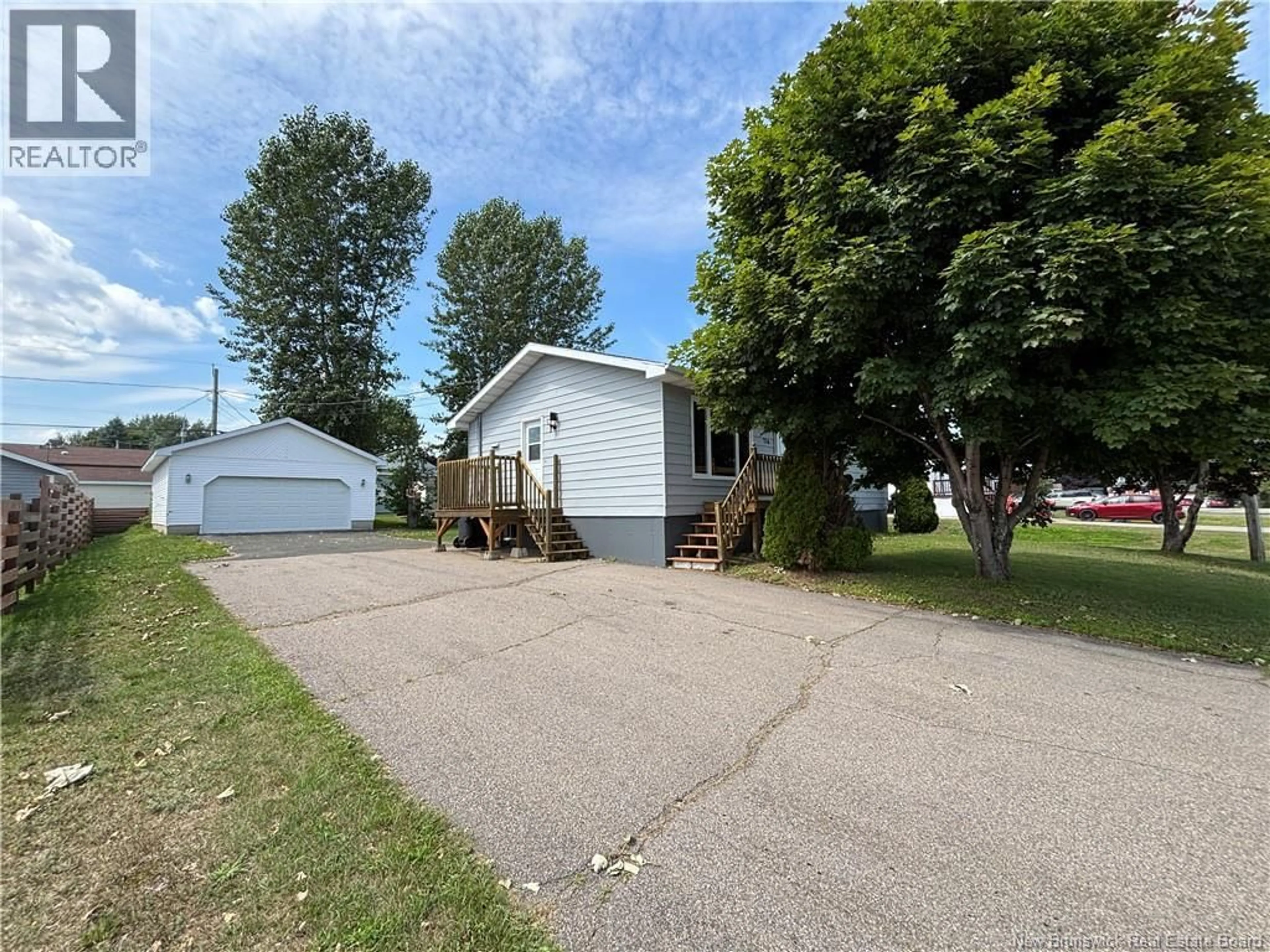A pic from outside/outdoor area/front of a property/back of a property/a pic from drone, street for 716 RUE MGR LANTEIGNE, Petit-Rocher New Brunswick E8J1E7