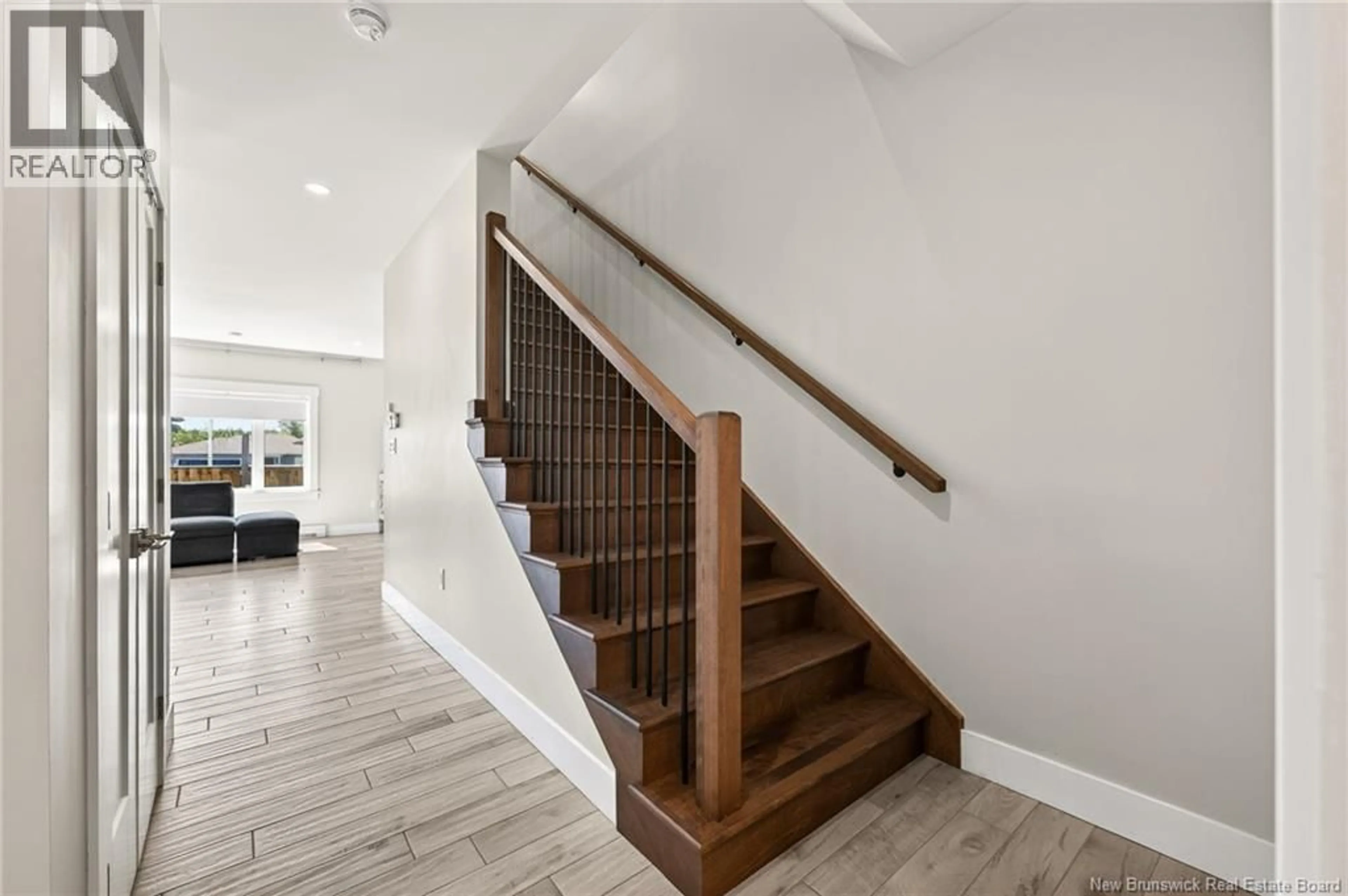 Stairs for 147 MONIQUE, Shediac New Brunswick E4P2M5