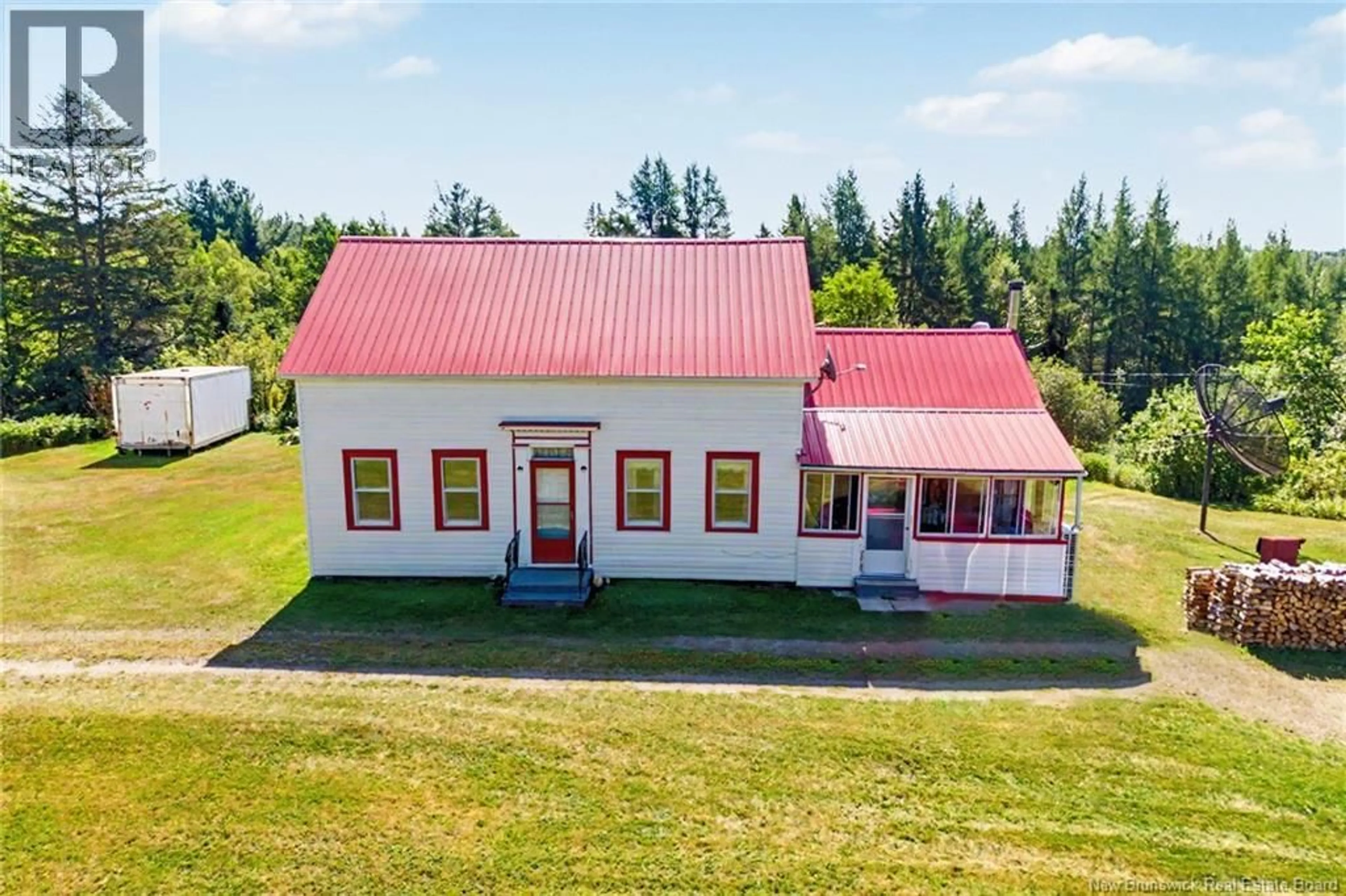 A pic from outside/outdoor area/front of a property/back of a property/a pic from drone, building for 3669 ROUTE 123, Gaspereau Forks New Brunswick E4A2G8