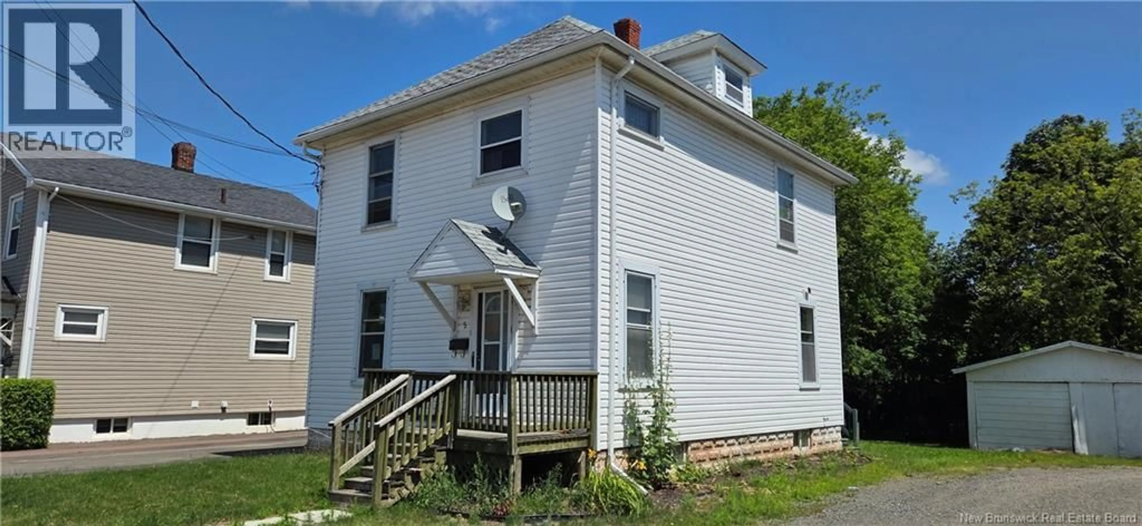Unknown for 5 MAPLE STREET, Moncton New Brunswick E1C6A2