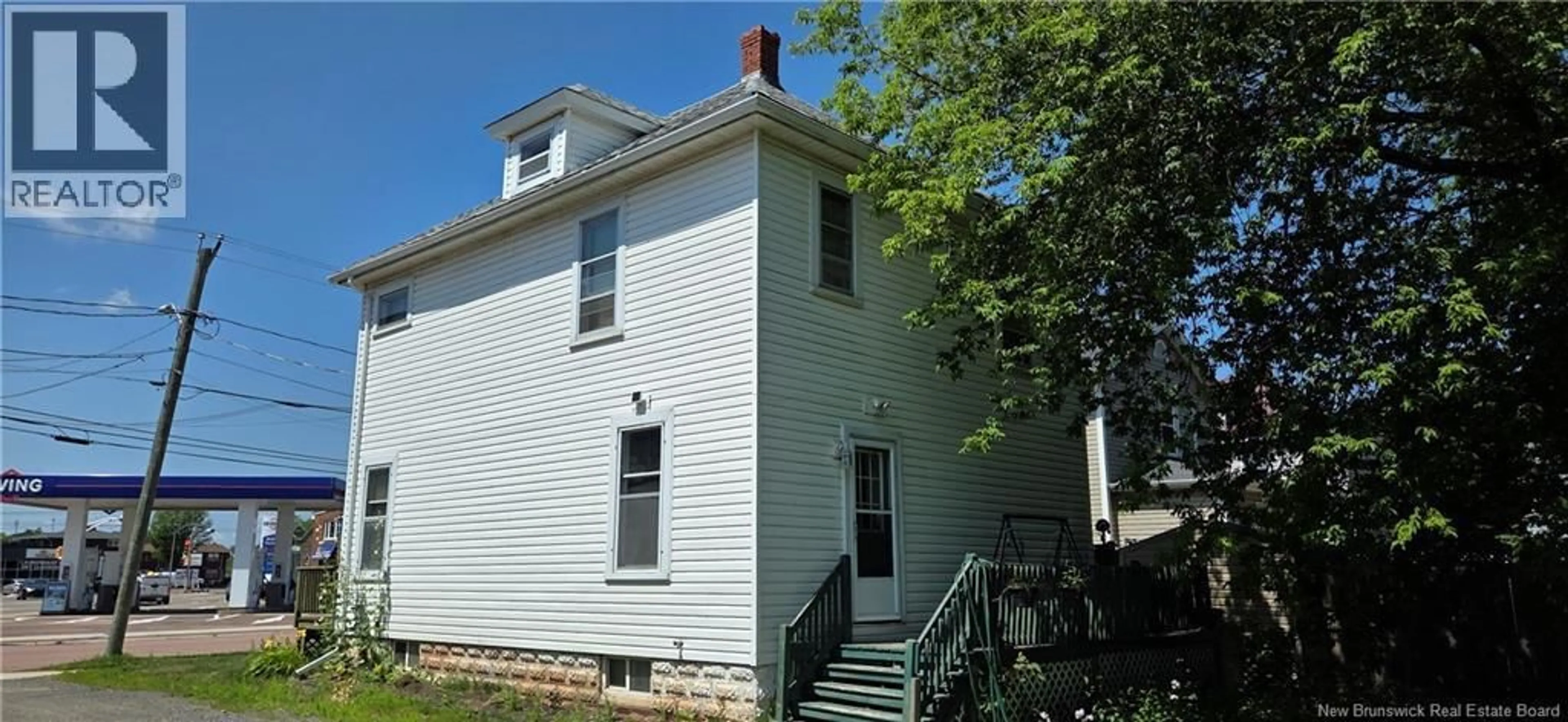 Unknown for 5 MAPLE STREET, Moncton New Brunswick E1C6A2