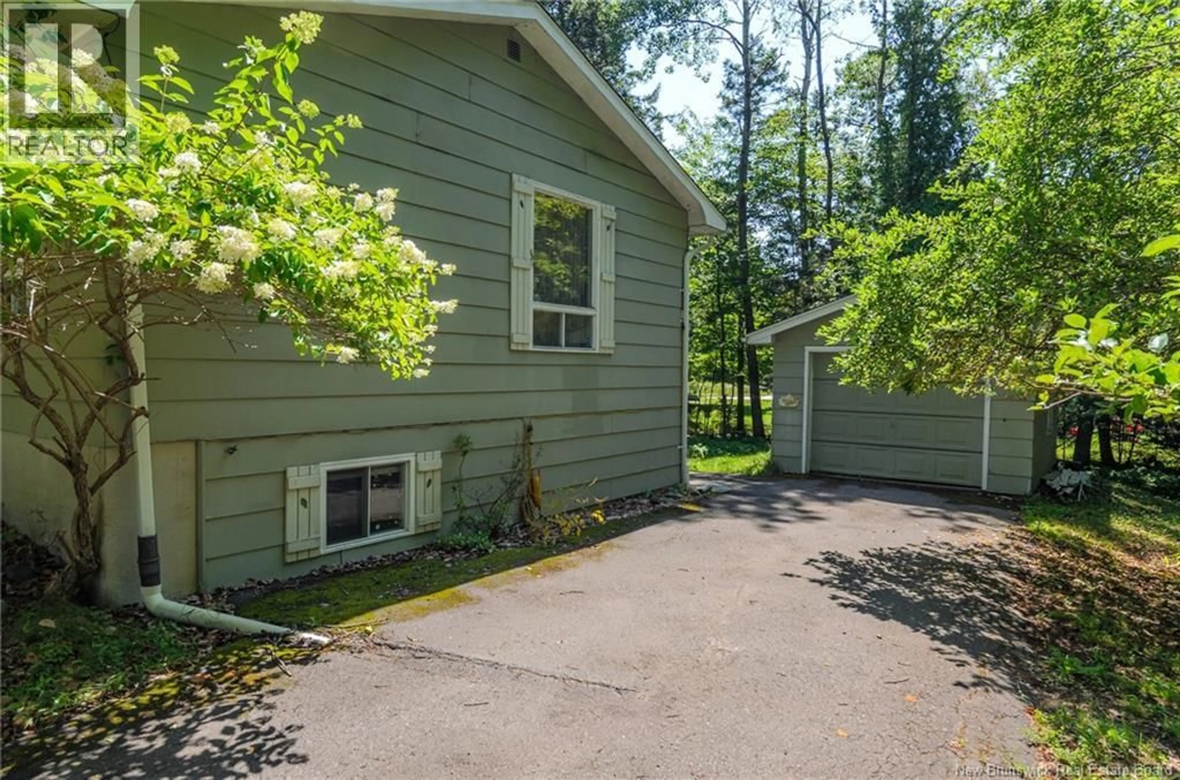 Patio, unknown for 1 PARKWOOD DRIVE, Quispamsis New Brunswick E2E1P4