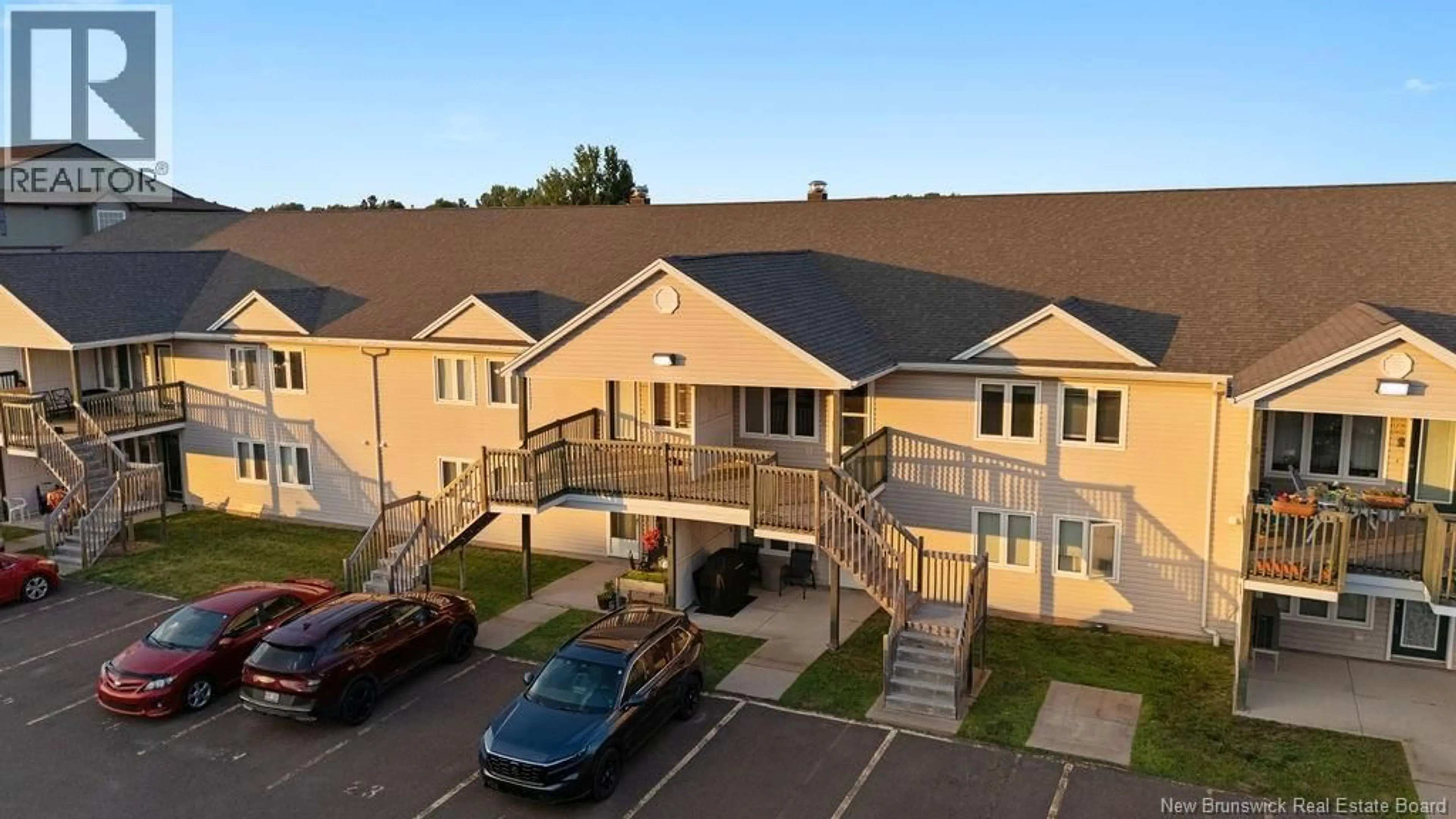 A pic from outside/outdoor area/front of a property/back of a property/a pic from drone, building for 27 - 30 GRANT STREET, Moncton New Brunswick E1A3R4